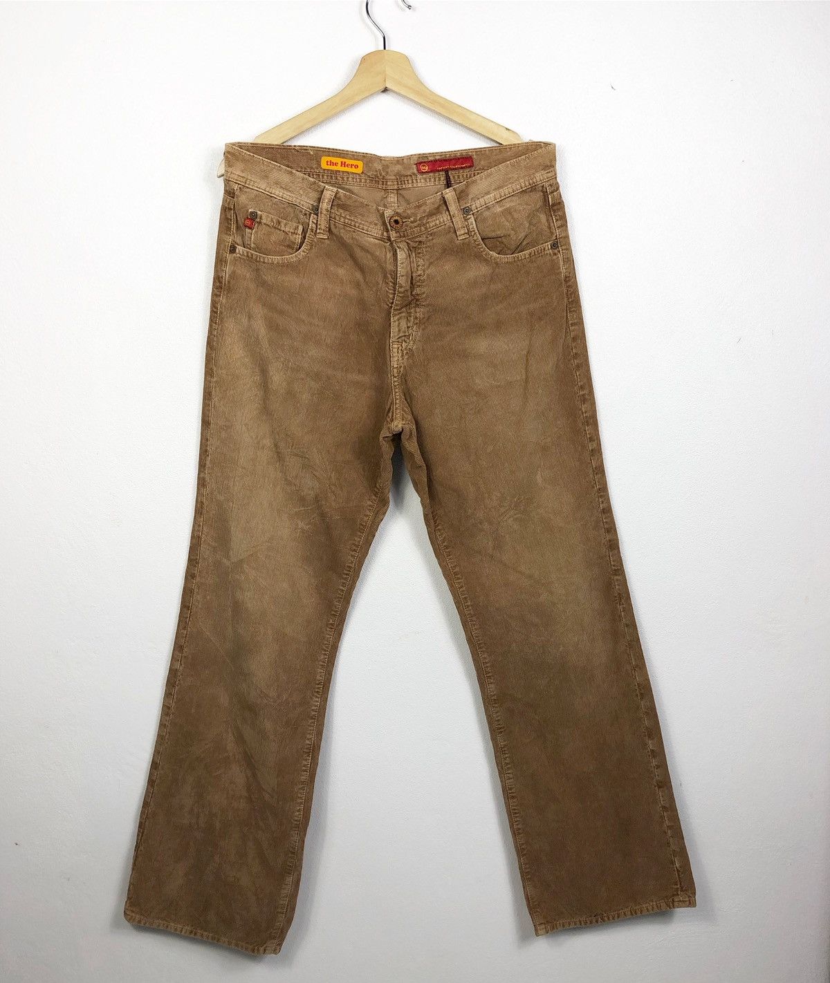 AG Adriano Goldschmied AG Adriano Goldschmied The Hero Corduroy Jeans Made in USA Size US 32 / EU 48 - 1 Thumbnail