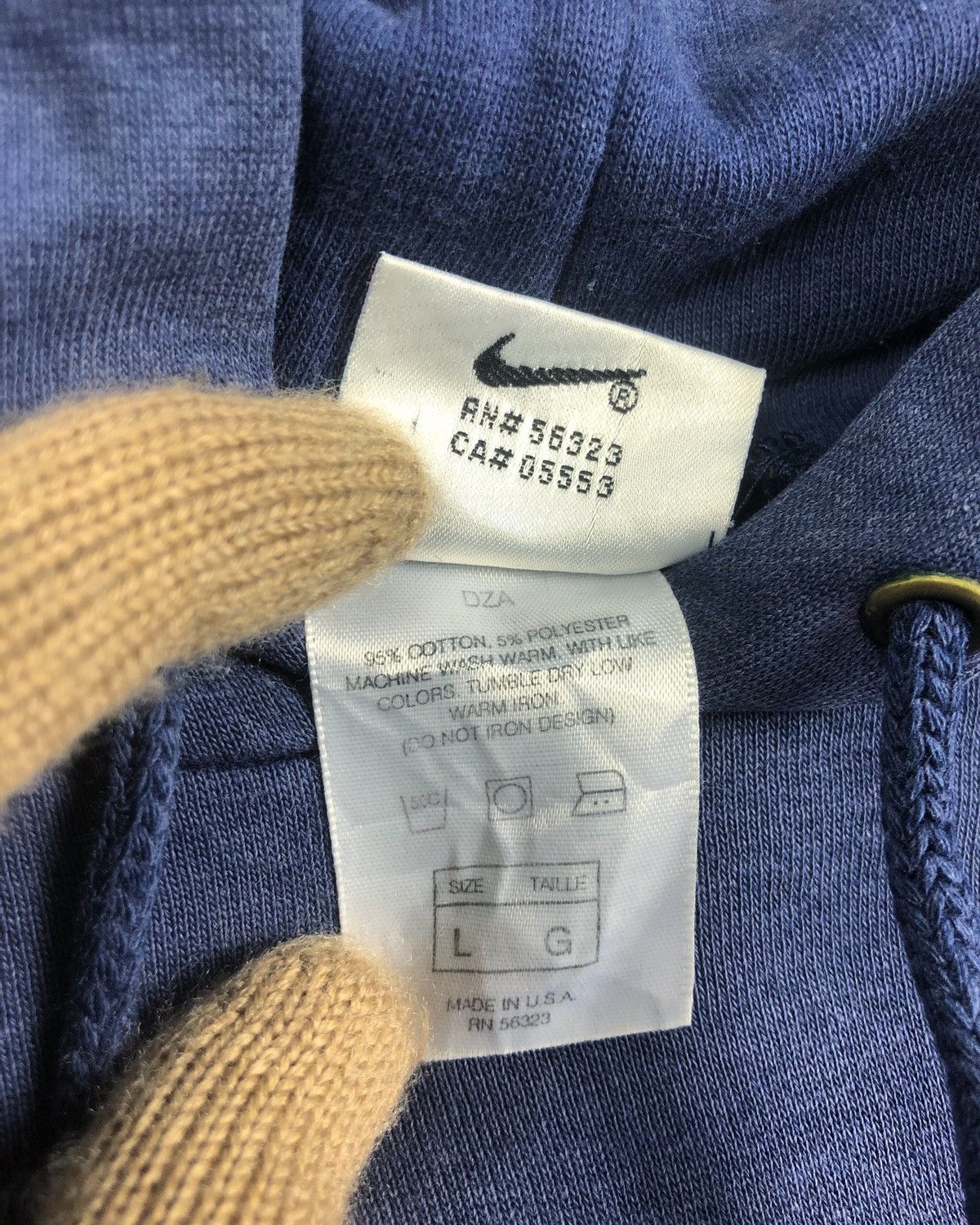 Nike × Vintage Rare Vintage 90s Nike Hoodies Made in USA Size US L / EU 52-54 / 3 - 9 Thumbnail