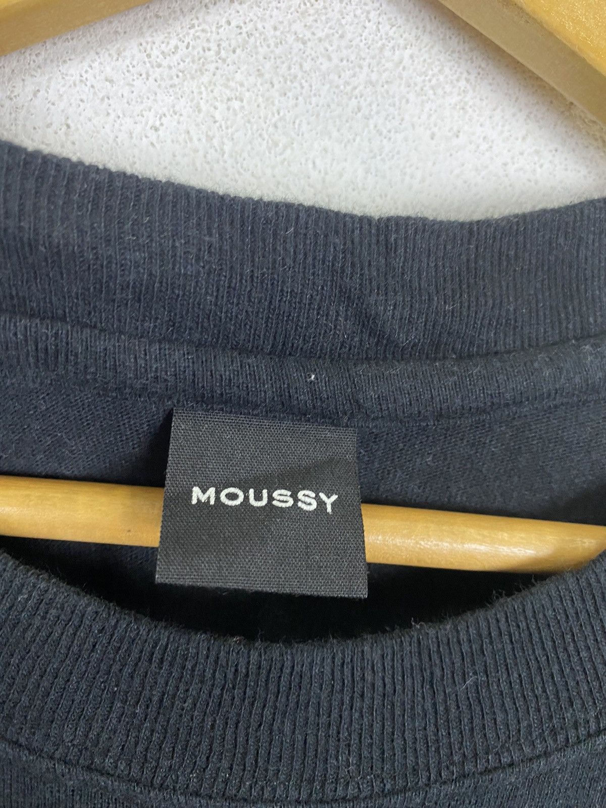 Budweiser Moussy Bad Girl Parody Shirt Size US XS / EU 42 / 0 - 5 Thumbnail