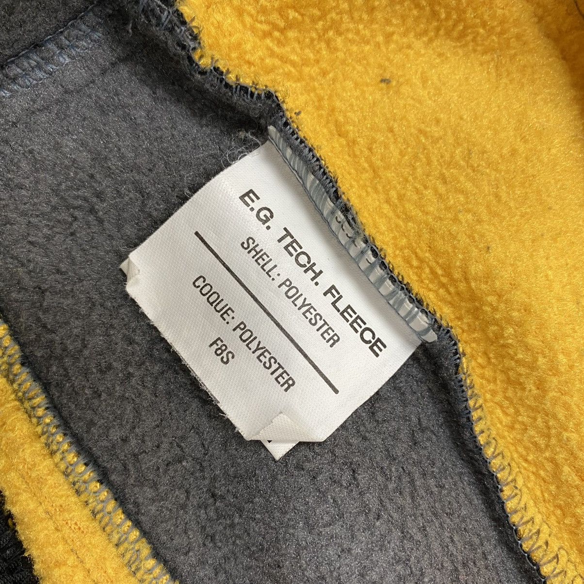 The North Face 1990’s Vintage The North Face EG Tech Fleece Light Jacket Size US S / EU 44-46 / 1 - 15 Thumbnail