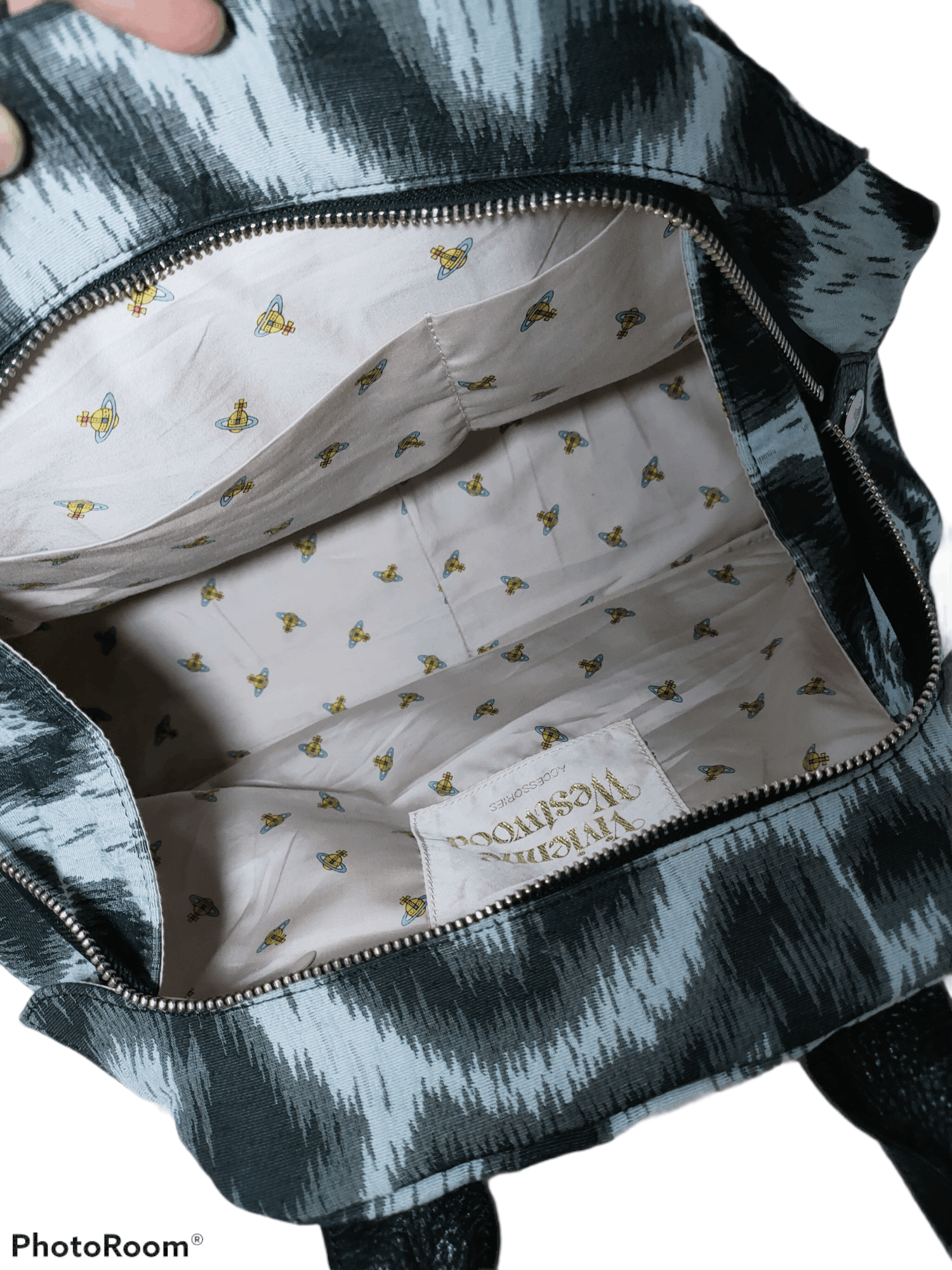Vivienne Westwood DUFFLE SHOULDER BAG HANDBAG Size ONE SIZE - 9 Thumbnail