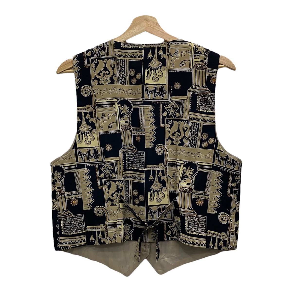 Issey Miyake 🔥GRAIL🇯🇵 MOSCHINO INSPIRED SILK BUTTON VESTS Size US S / EU 44-46 / 1 - 2 Thumbnail