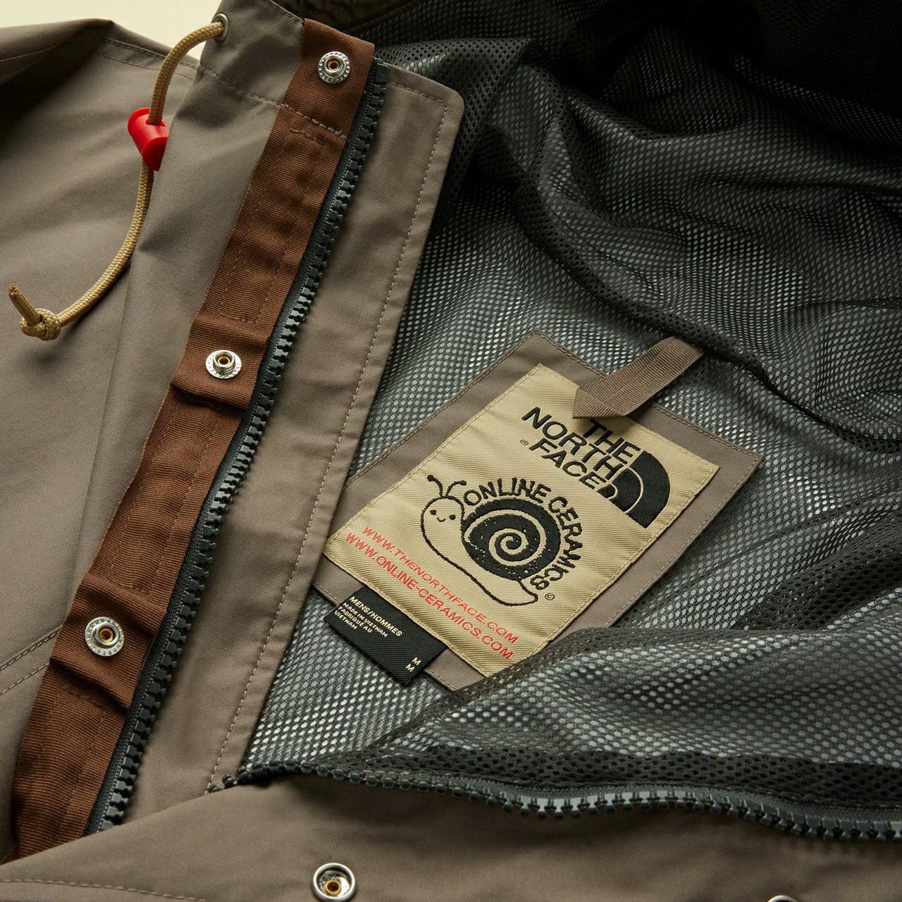 Online Ceramics × The North Face WINDJAMMER Size US M / EU 48-50 / 2 - 8 Thumbnail