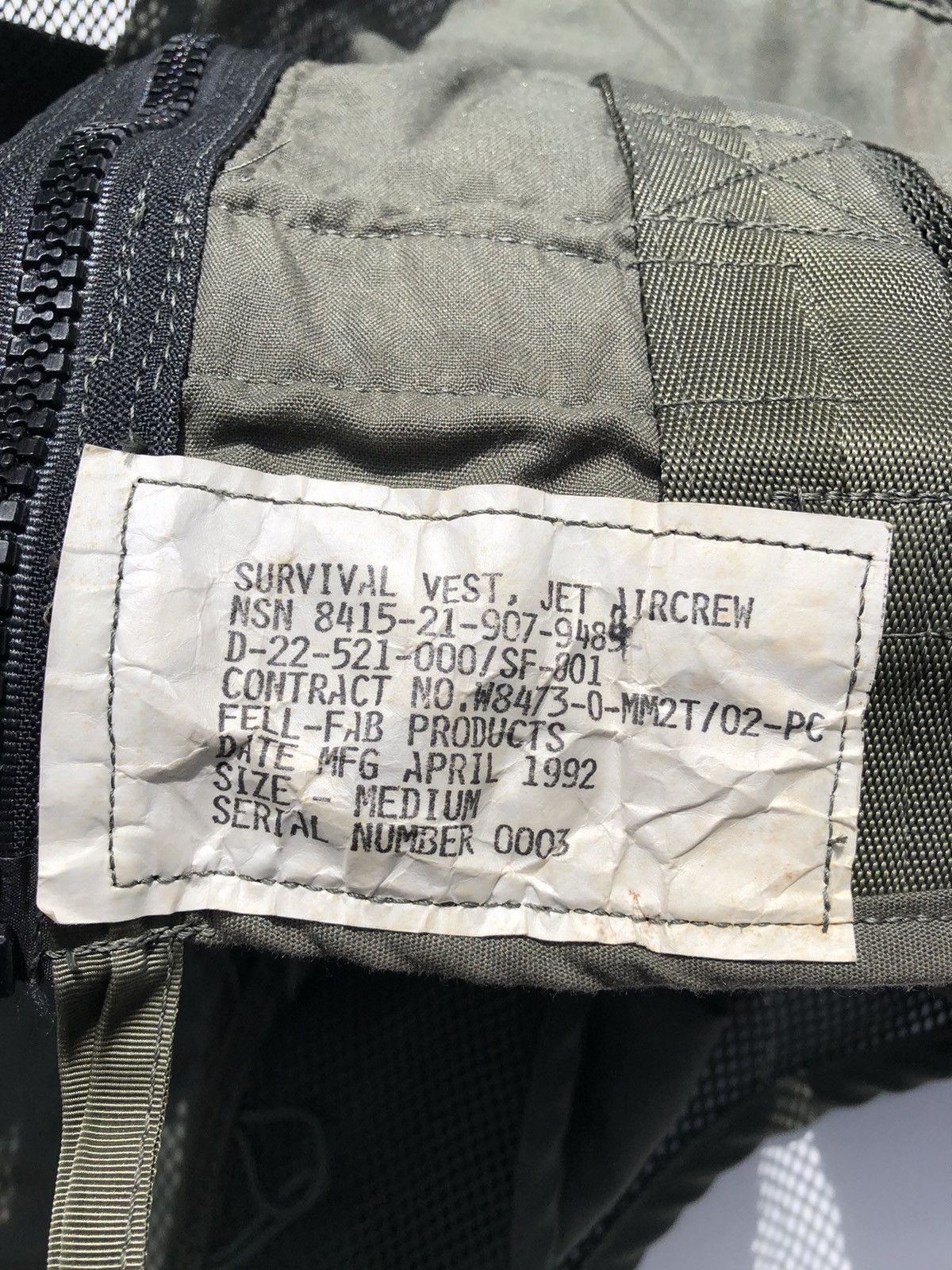 Vintage Vintage 90s Military Army Survival Vest Helicopter Aircrew Size US M / EU 48-50 / 2 - 3 Thumbnail