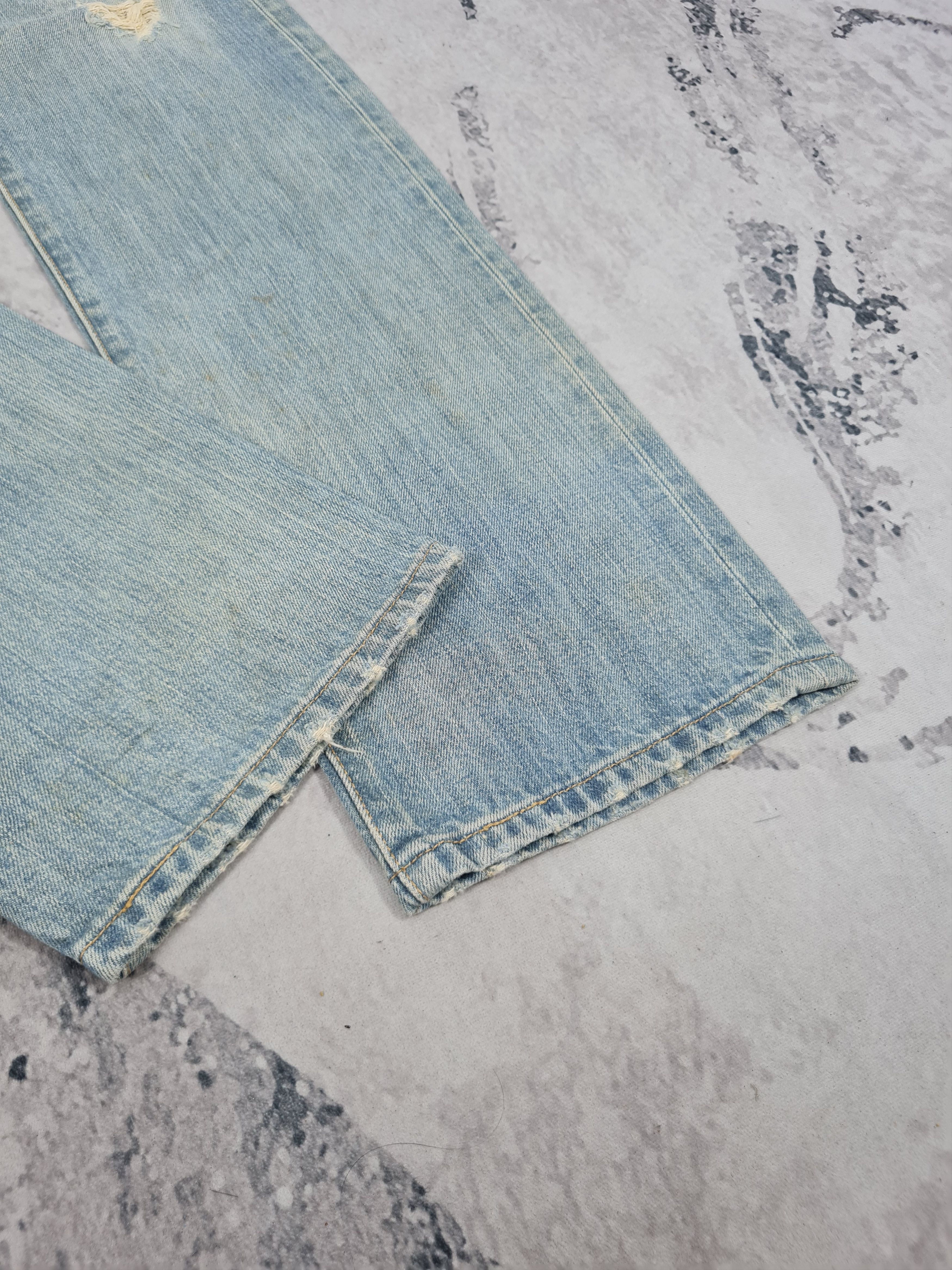 Levi's LEVIS 501 Distressed Faded Blue Jeans L0338 Size 31X32 Size US 31 - 8 Thumbnail