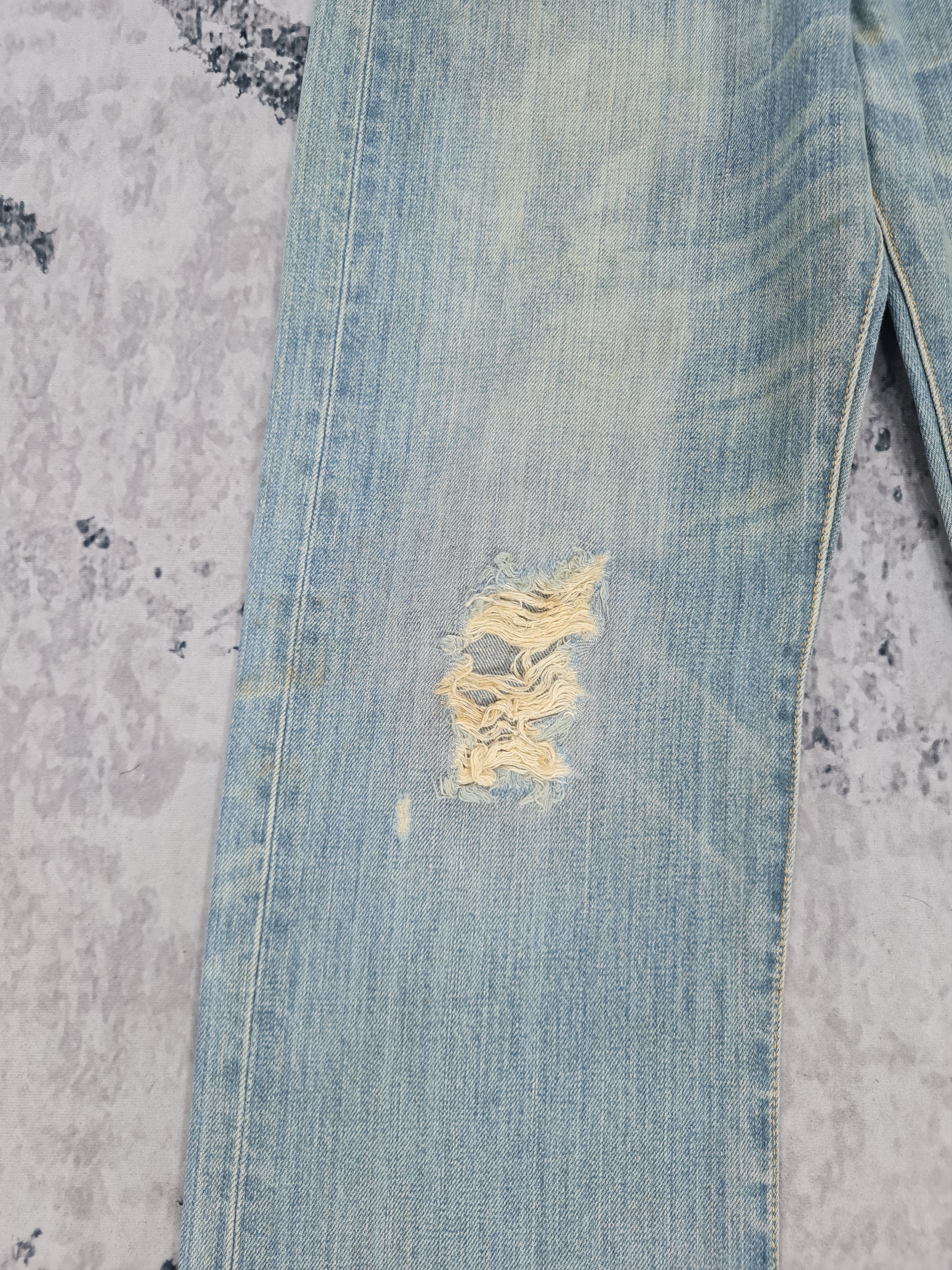 Levi's LEVIS 501 Distressed Faded Blue Jeans L0338 Size 31X32 Size US 31 - 6 Thumbnail
