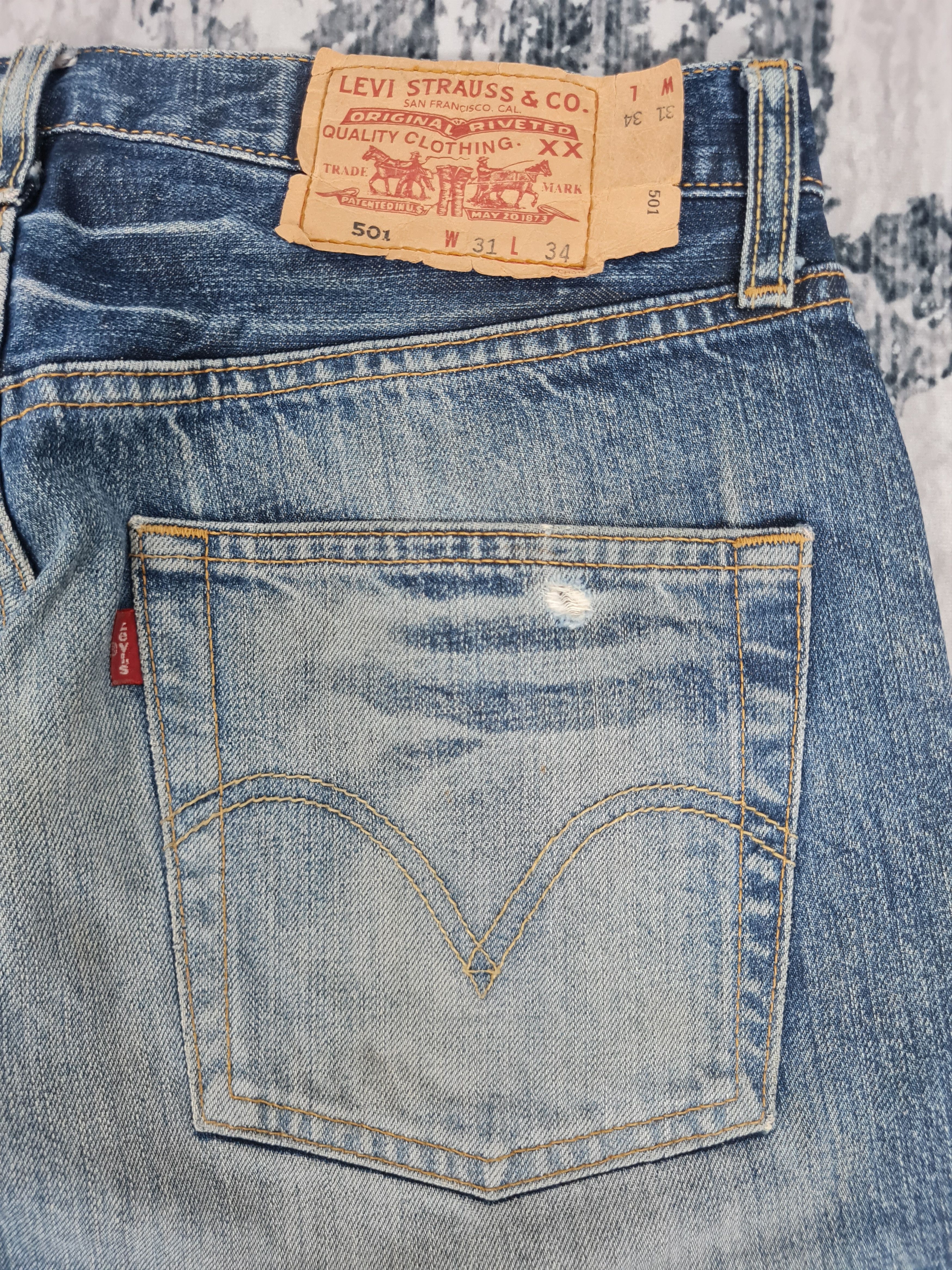 Levi's LEVIS 501 Distressed Stonewash Faded Jeans L0342 Size 31X34 Size US 31 - 8 Thumbnail