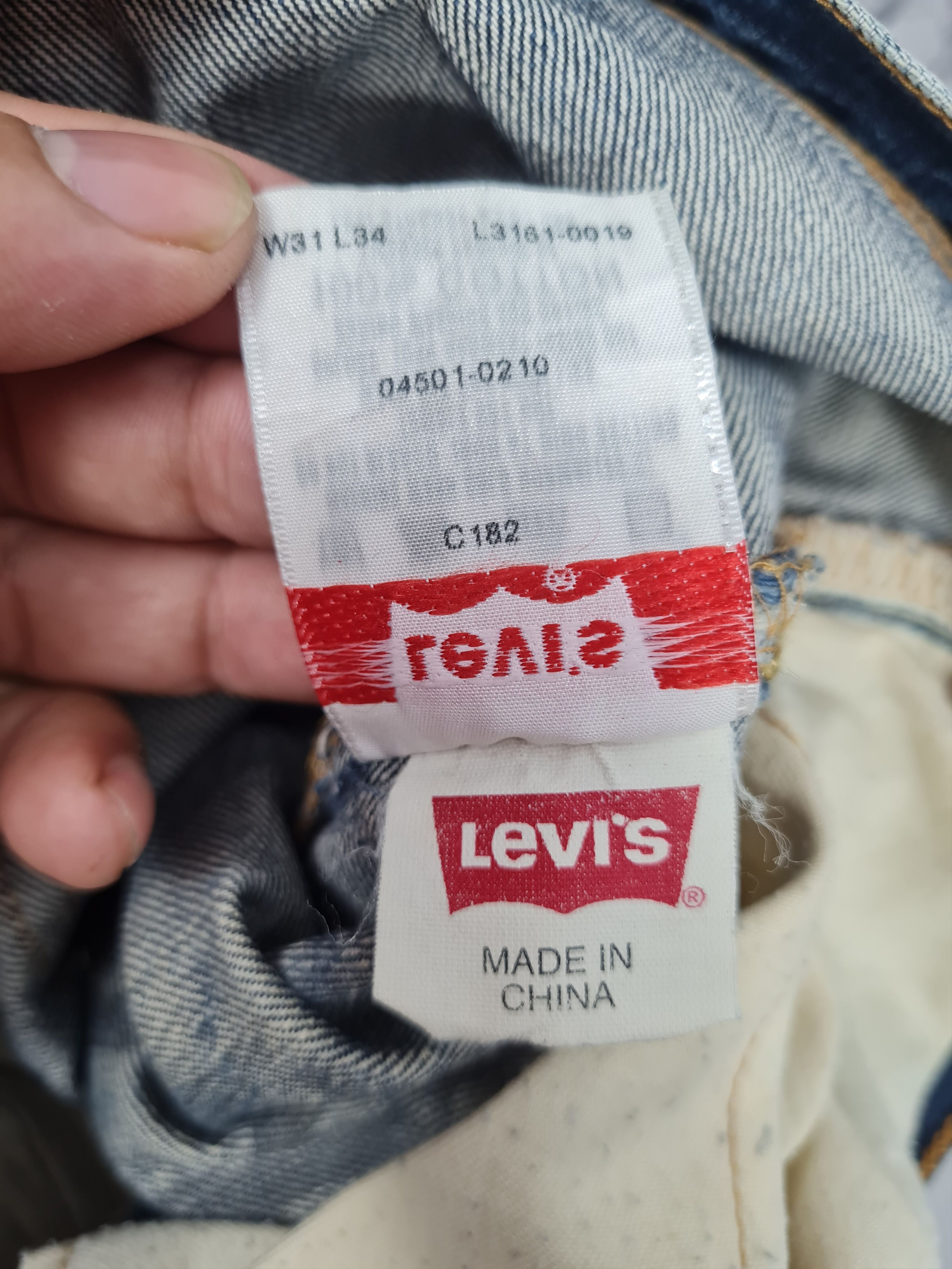 Levi's LEVIS 501 Distressed Stonewash Faded Jeans L0342 Size 31X34 Size US 31 - 11 Thumbnail