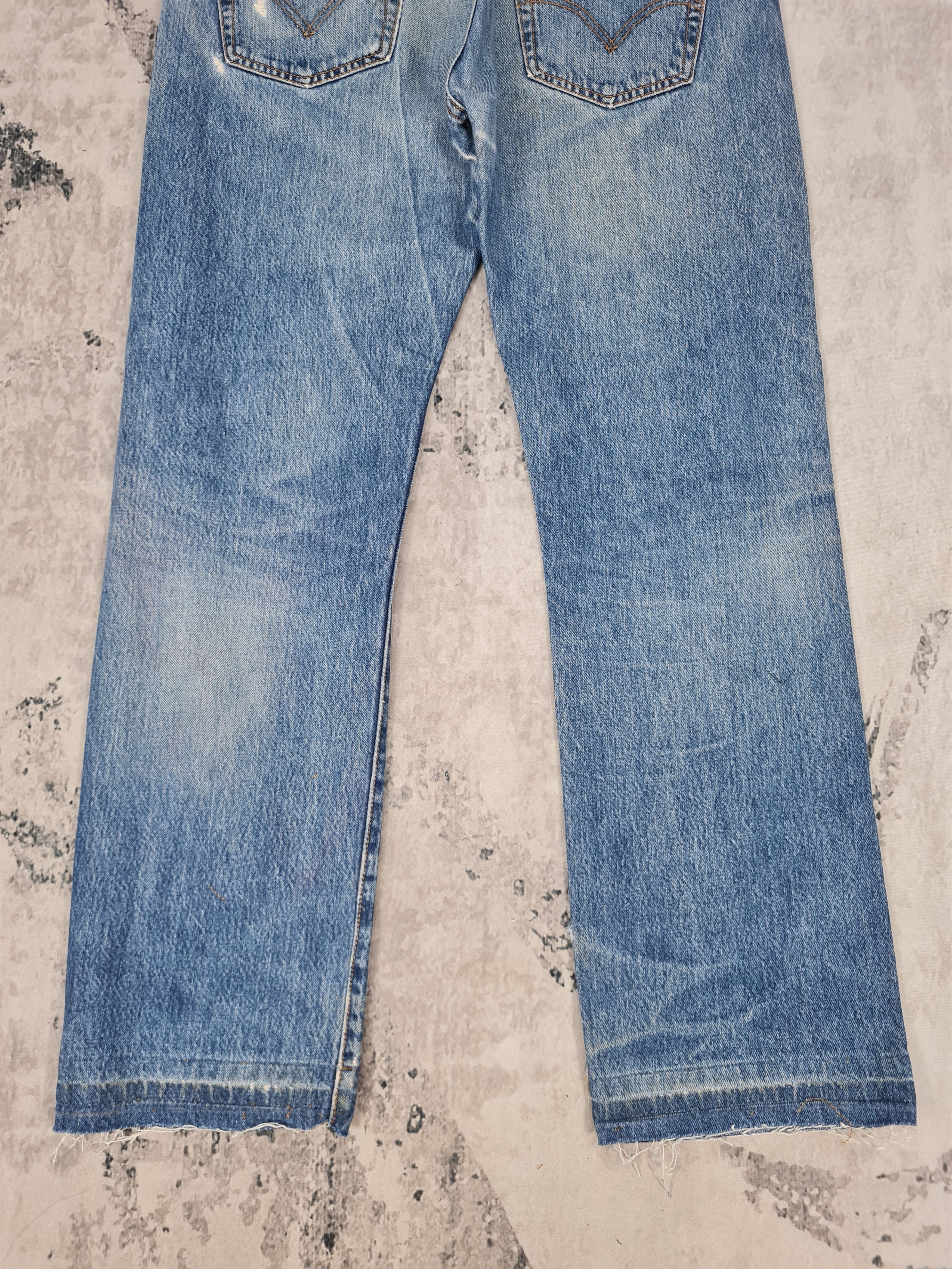 Levi's Vintage Clothing LEVIS 501 Distressed Stain Stonewash Jeans L0345 Size 34X30 Size US 34 / EU 50 - 6 Thumbnail