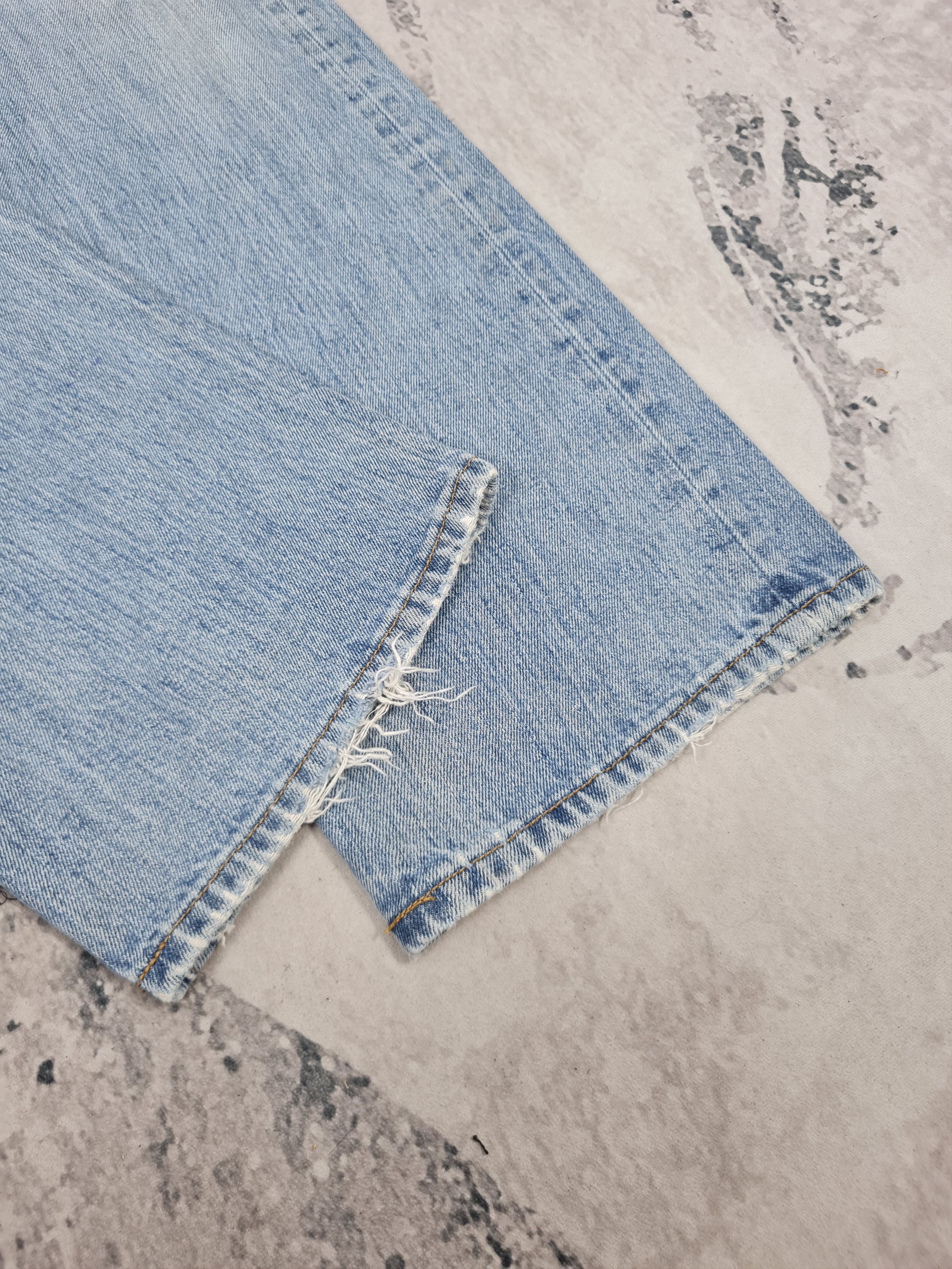 Levi's Vintage Clothing LEVIS 501 Distressed Faded Light Jeans L0347 Size 36X31.5 Size US 36 / EU 52 - 6 Thumbnail