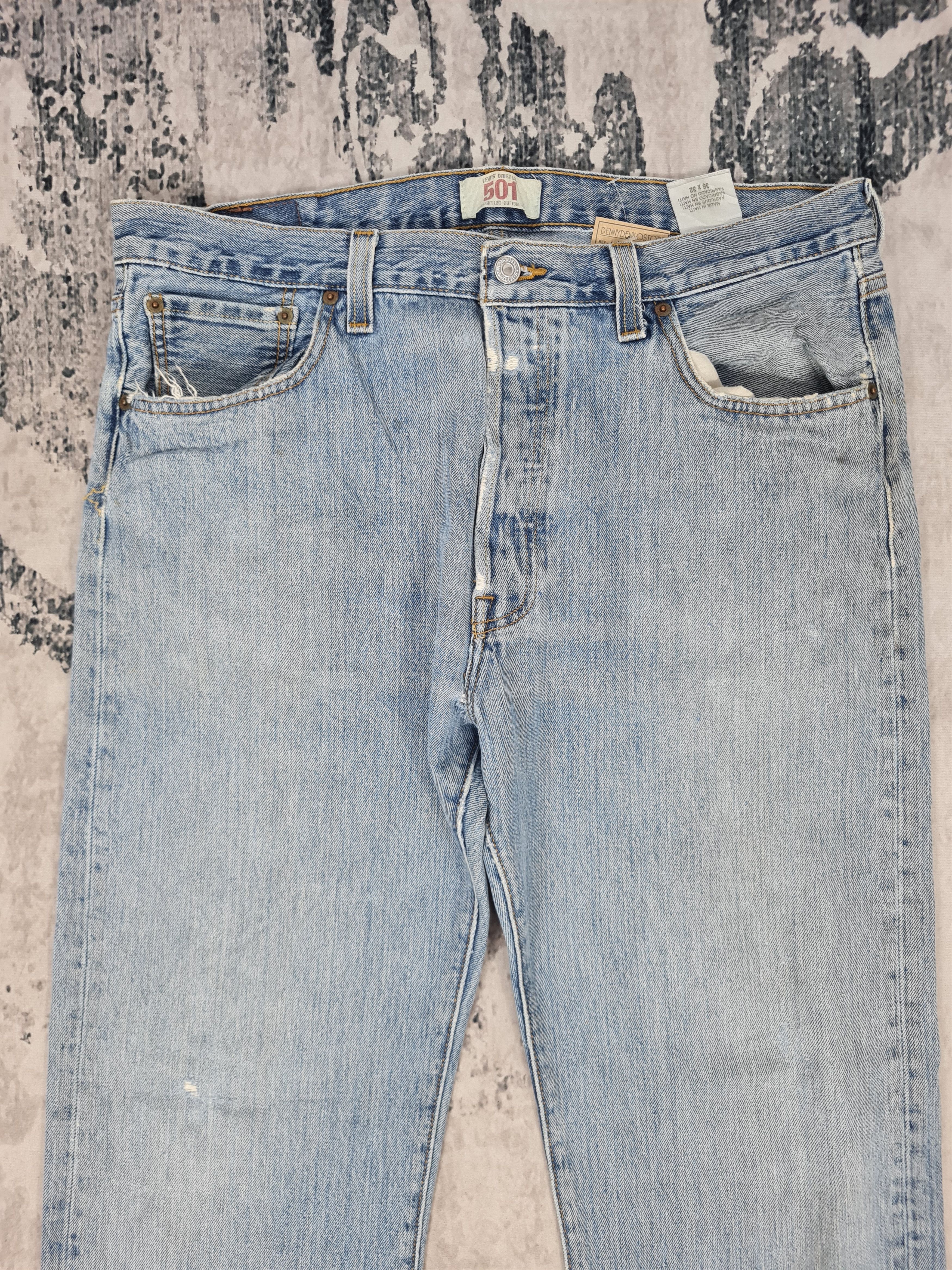 Levi's Vintage Clothing LEVIS 501 Distressed Faded Light Jeans L0347 Size 36X31.5 Size US 36 / EU 52 - 4 Thumbnail
