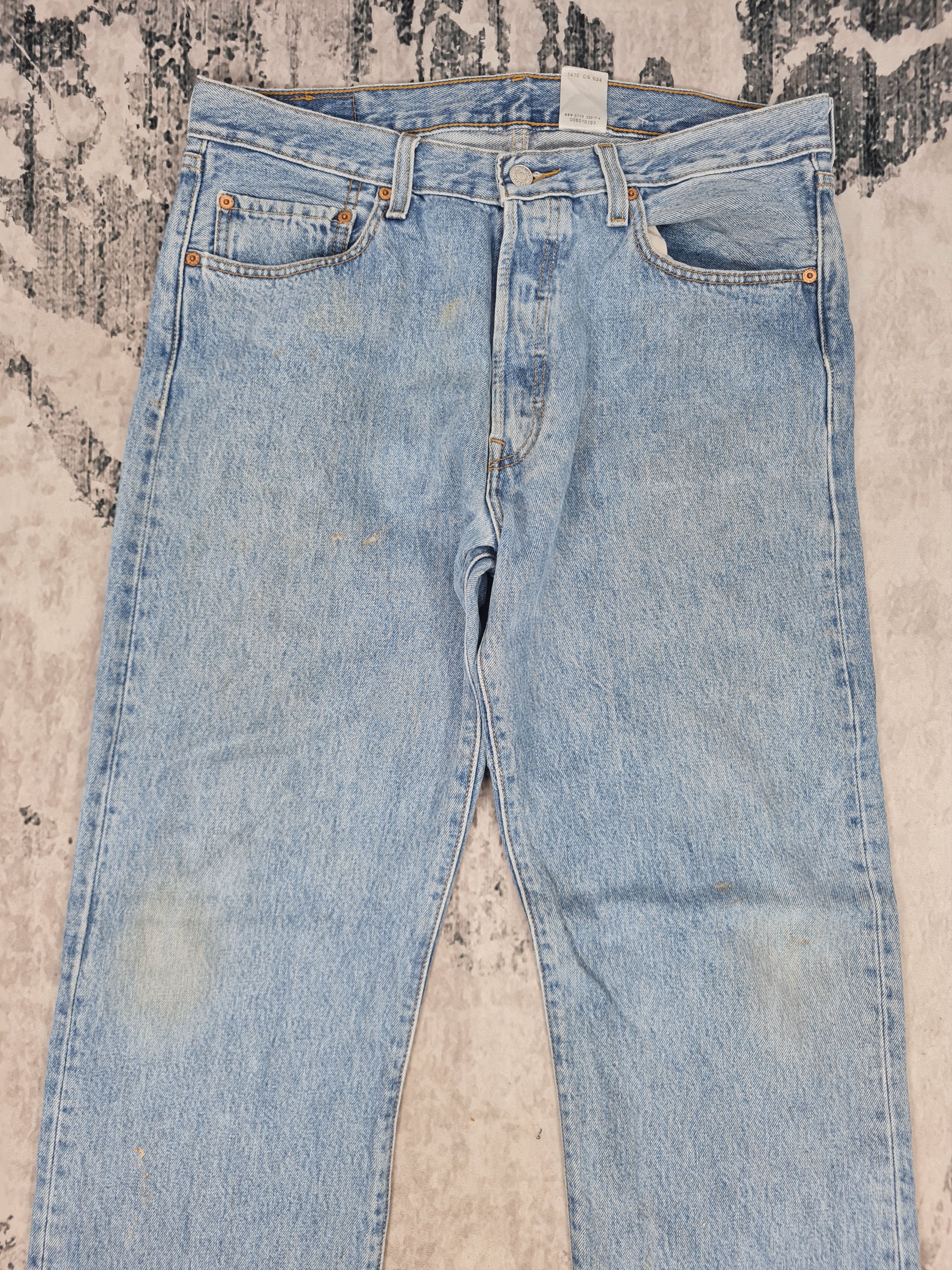 Levi's Vintage Clothing Vtg LEVIS 501 Rusty Stain Light Blue Jeans L0348 Size 34X32 Size US 34 / EU 50 - 7 Thumbnail