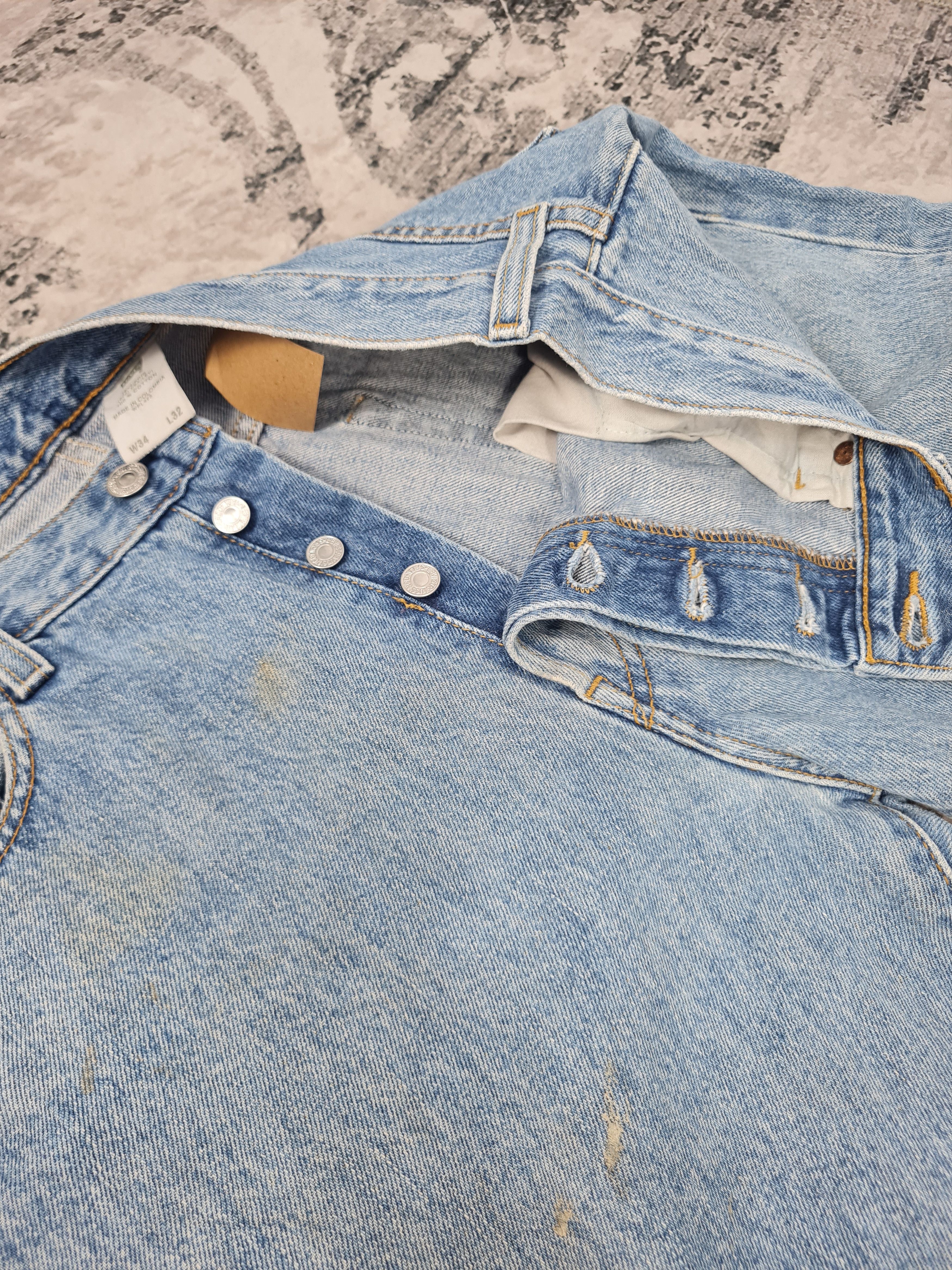 Levi's Vintage Clothing Vtg LEVIS 501 Rusty Stain Light Blue Jeans L0348 Size 34X32 Size US 34 / EU 50 - 13 Thumbnail