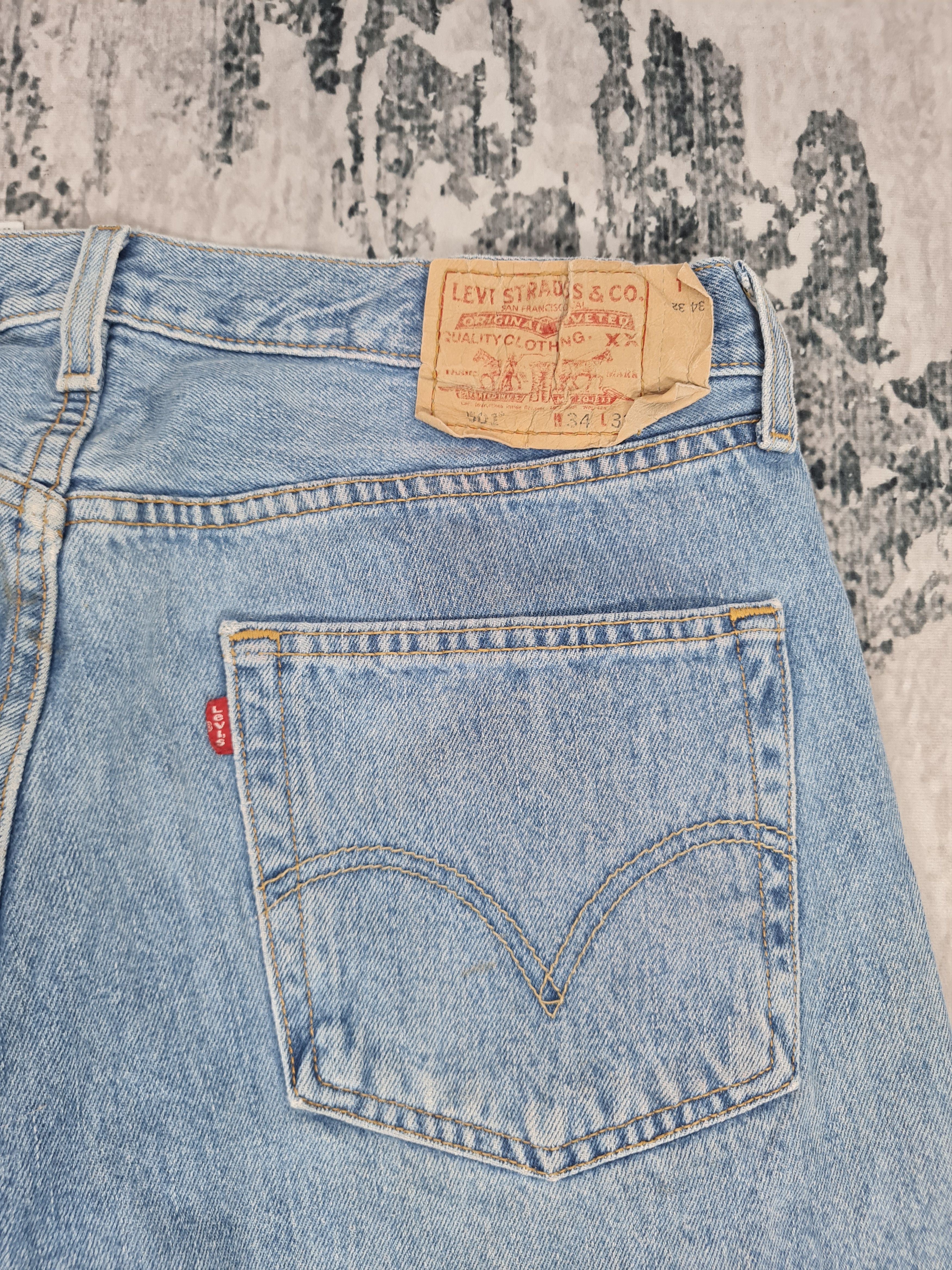 Levi's Vintage Clothing Vtg LEVIS 501 Rusty Stain Light Blue Jeans L0348 Size 34X32 Size US 34 / EU 50 - 9 Thumbnail