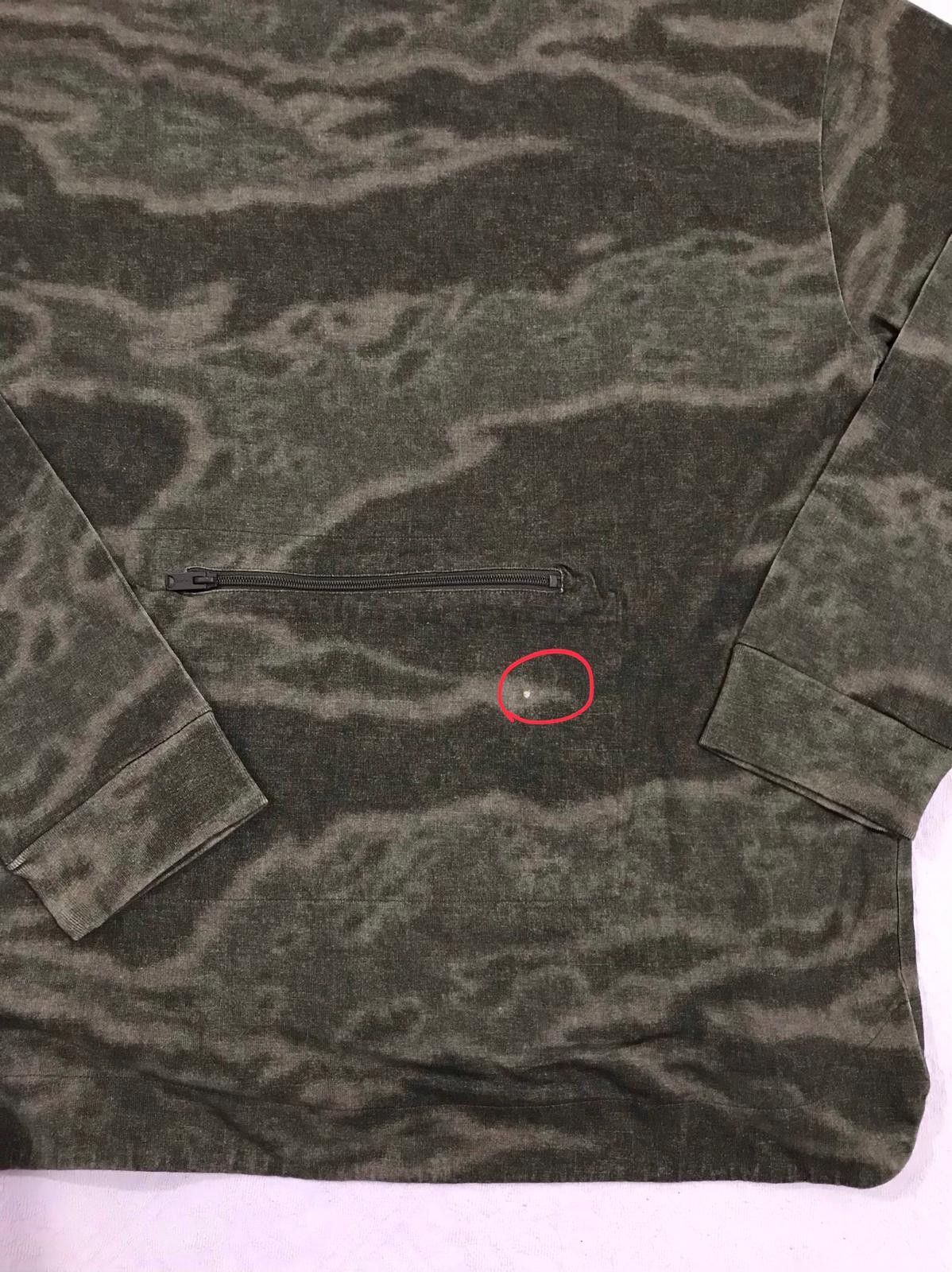 Yeezy ks48 little defect yeezy season 3 long sleave Size US M / EU 48-50 / 2 - 7 Thumbnail