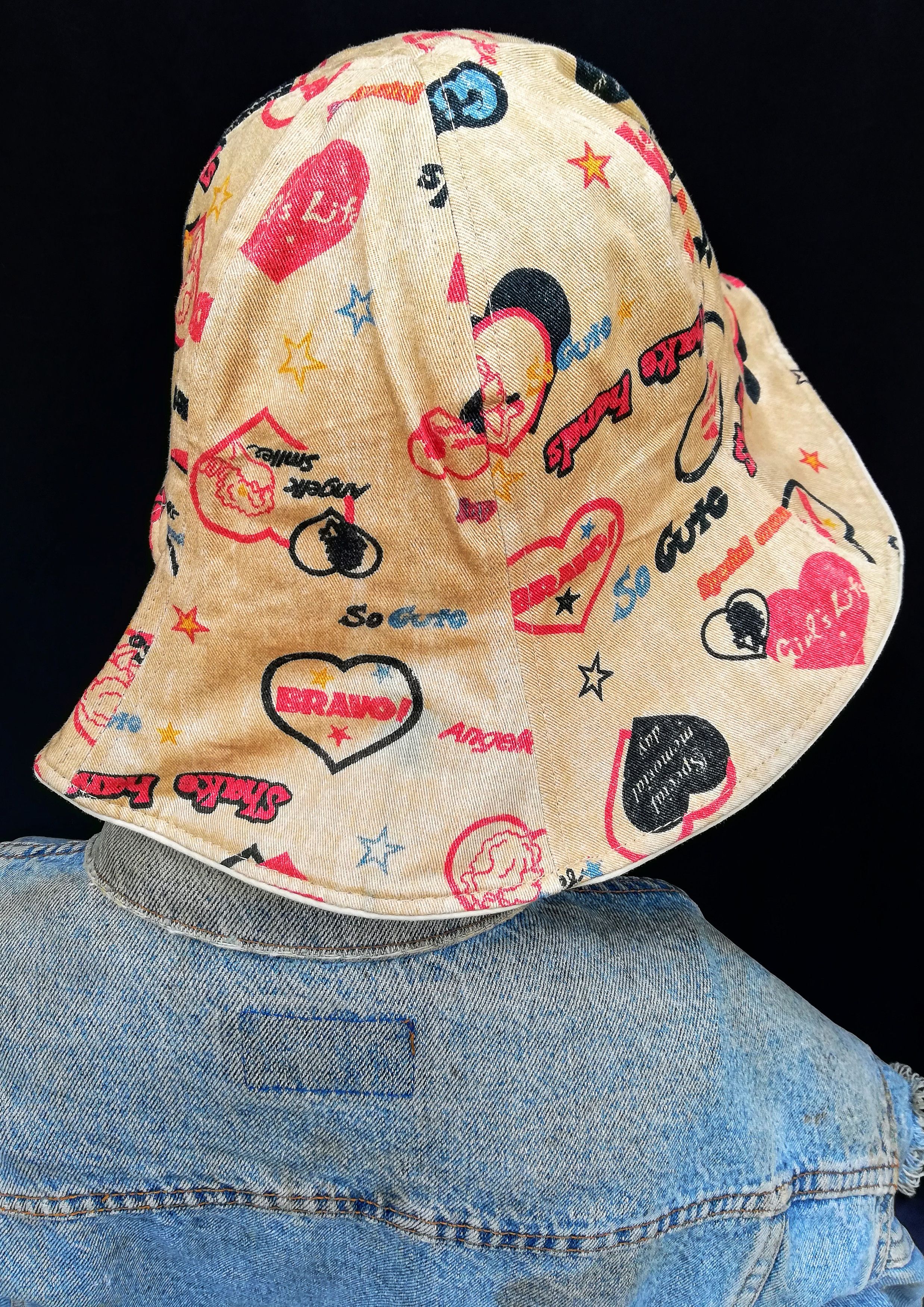 Japanese Brand 🔥Extremely Gourgous Bucket Hat Japanese Made Quality🔥 Size ONE SIZE - 5 Thumbnail