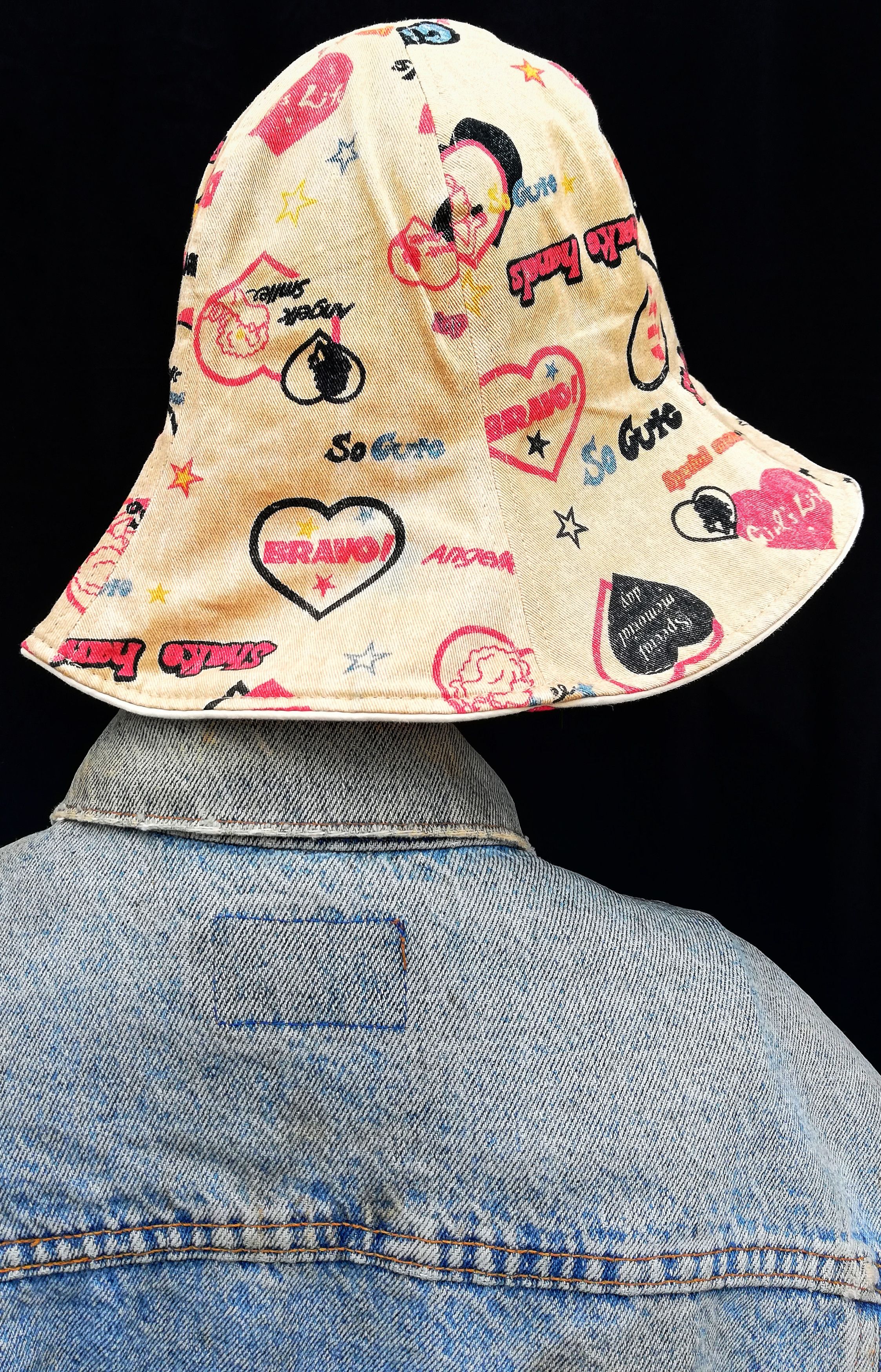 Japanese Brand 🔥Extremely Gourgous Bucket Hat Japanese Made Quality🔥 Size ONE SIZE - 4 Thumbnail