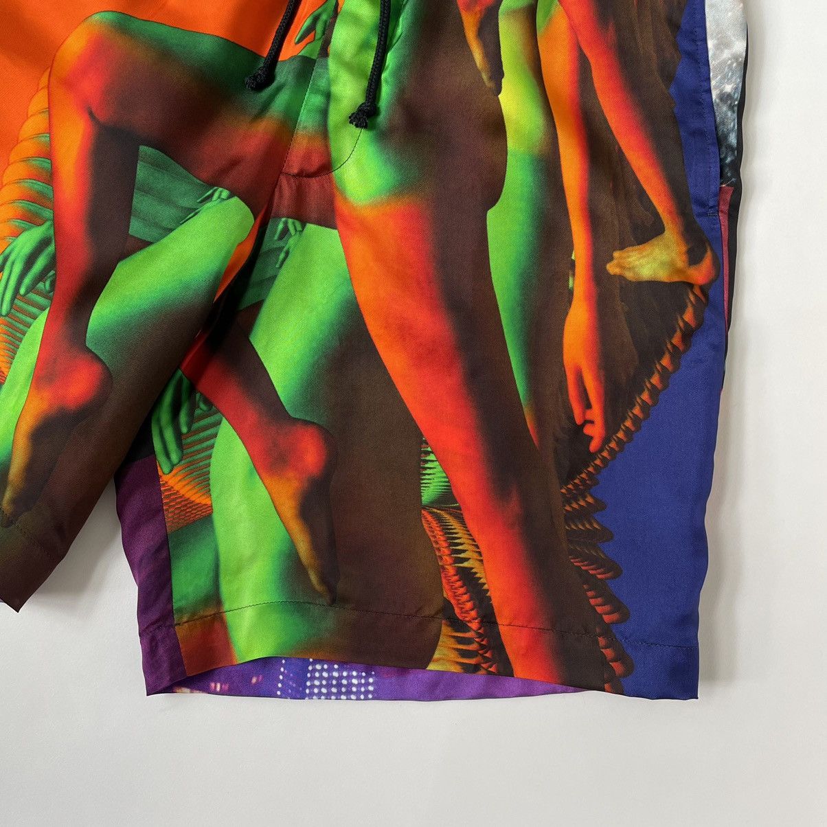 Dries Van Noten S/S 20 Yoshirotten Collage Print Shorts Size US 36 / EU 52 - 6 Thumbnail