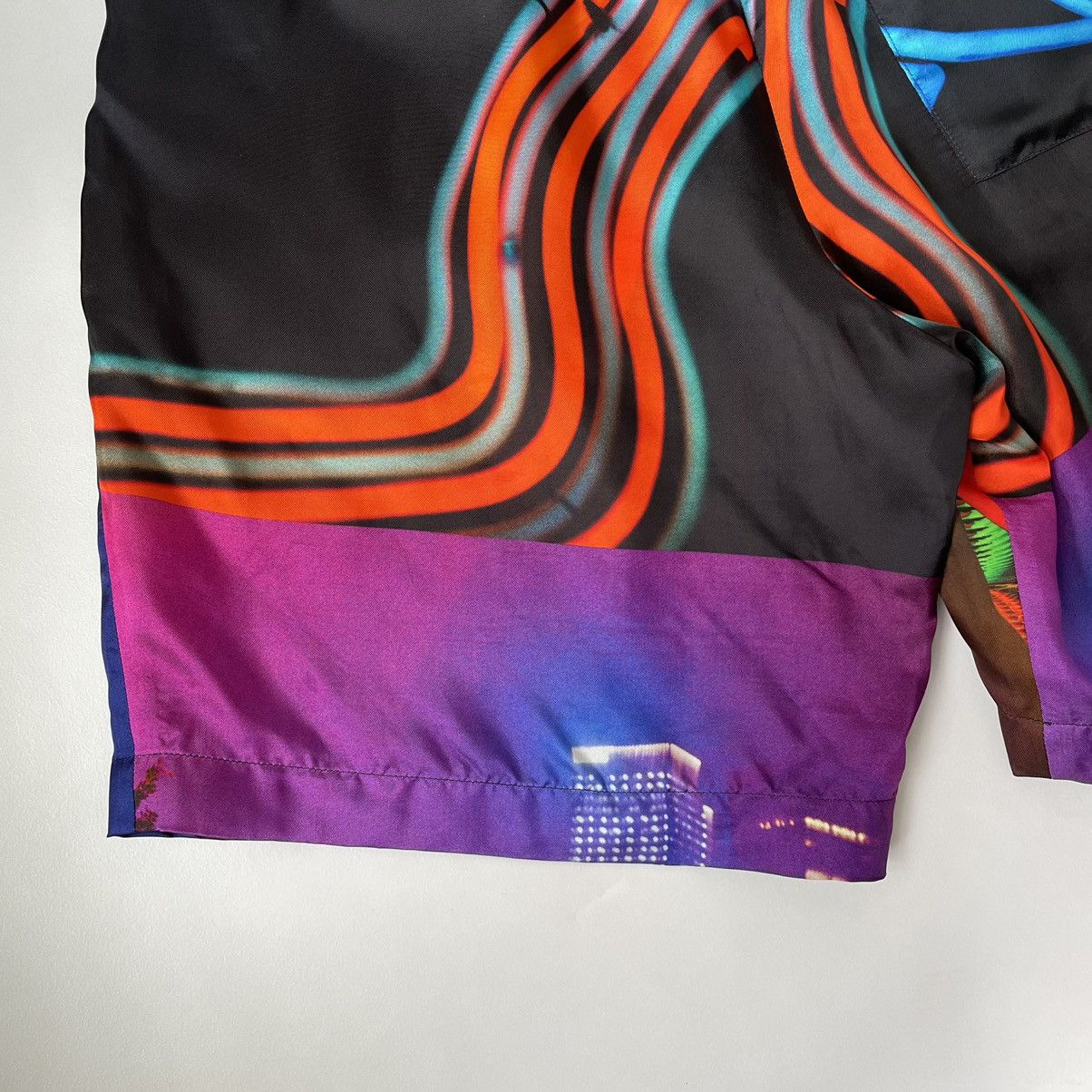 Dries Van Noten S/S 20 Yoshirotten Collage Print Shorts Size US 36 / EU 52 - 9 Thumbnail