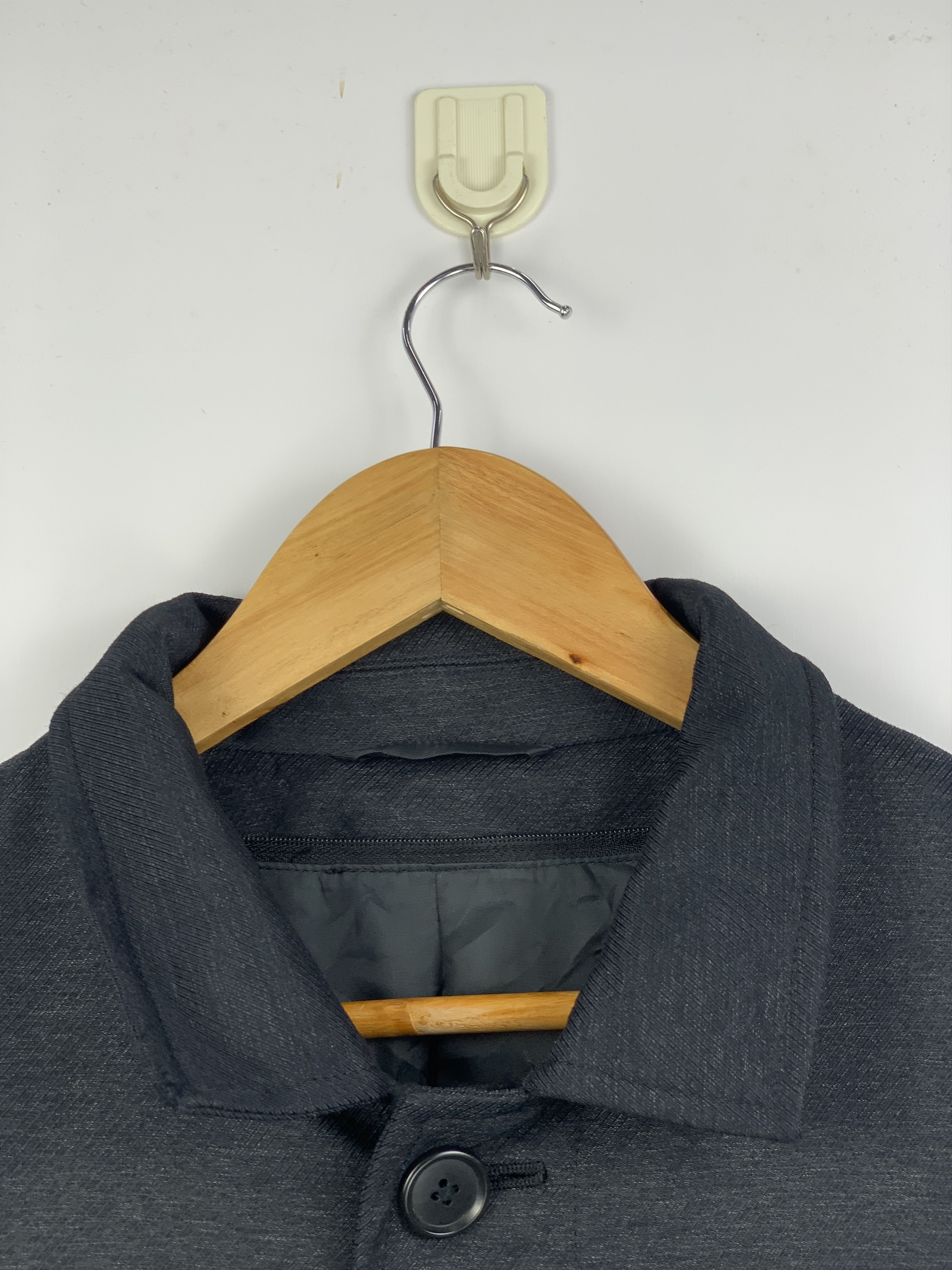 Japanese Brand Vintage Japanese Brand ZIp Up Long Outwear Coats Size L / US 10 / IT 46 - 2 Thumbnail