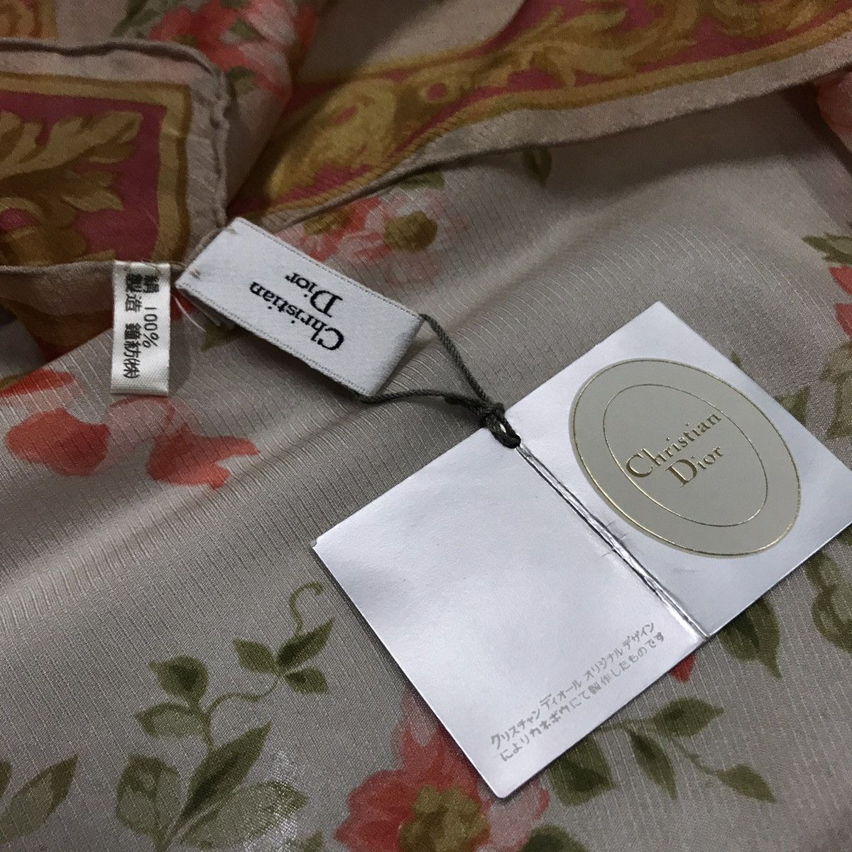 Christian Dior Monsieur Vintage christian dior silk scarf NWT heart floral design Size ONE SIZE - 3 Thumbnail