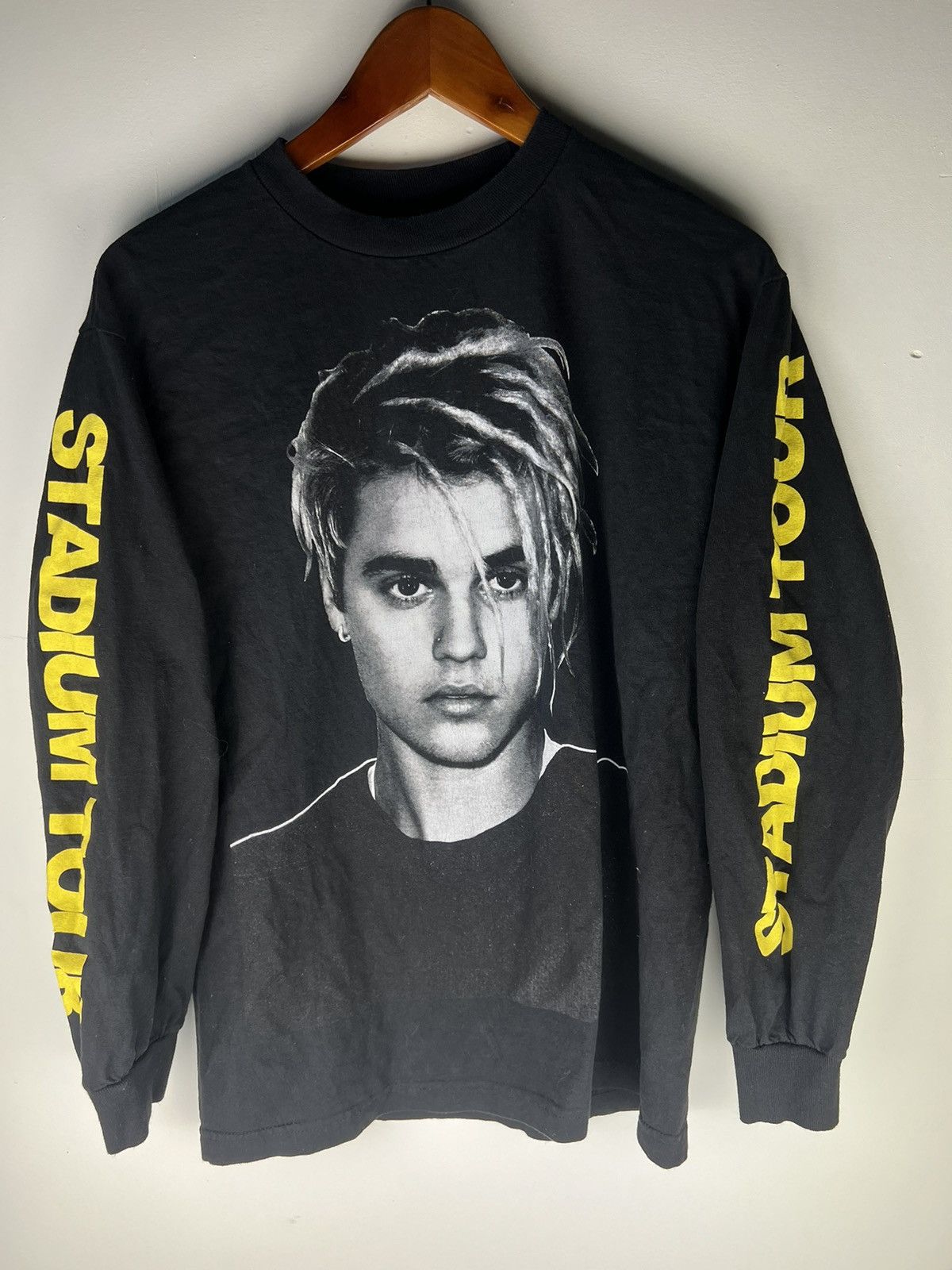 Band Tees Justin Bieber Stadium Tour Longsleeve Size US M / EU 48-50 / 2 - 1 Thumbnail