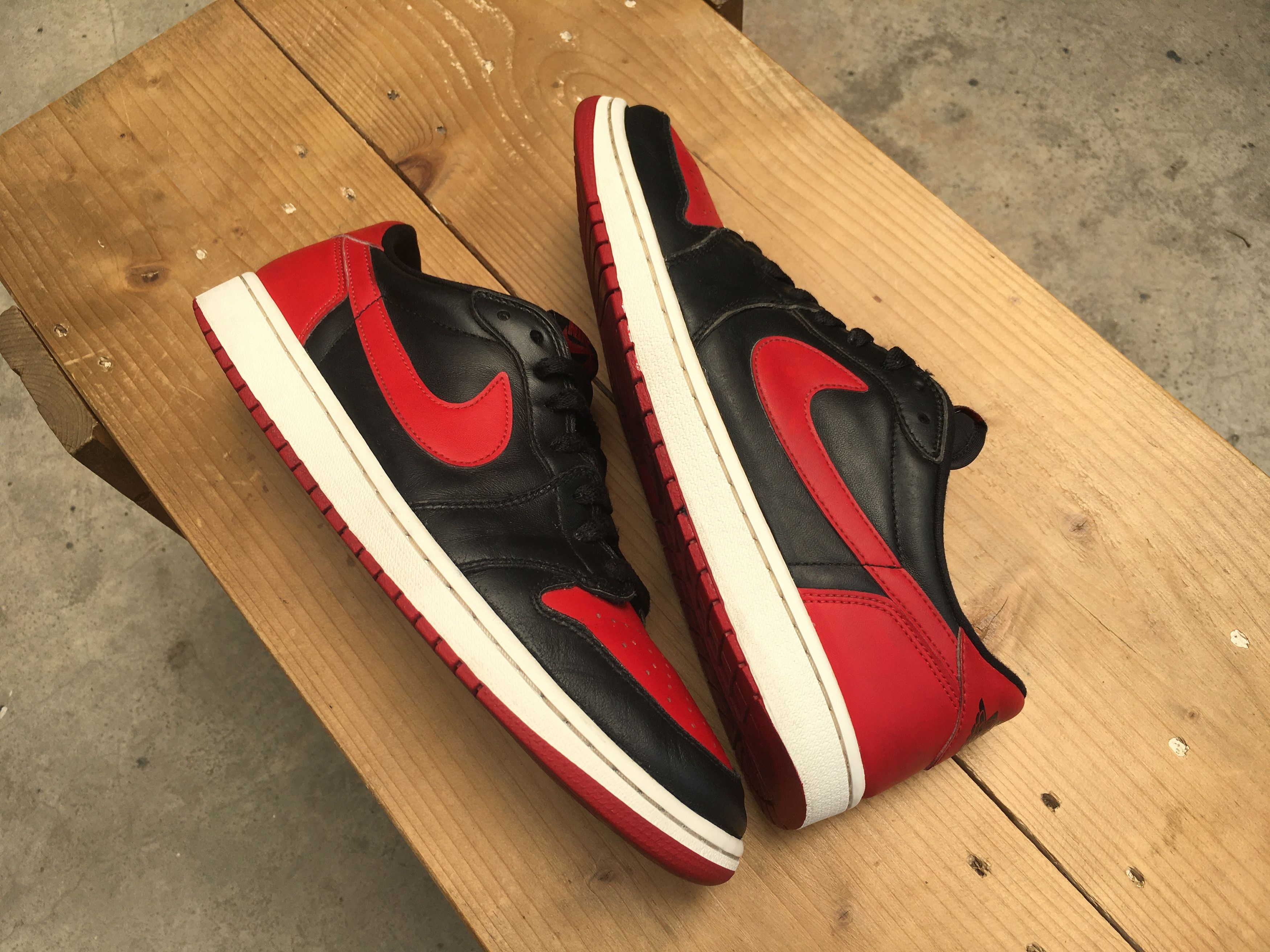 Jordan Brand × Nike 🔥 Nike Air Jordan 1 Retro Low OG Bred 2015 Size US 10.5 / EU 43-44 - 25 Thumbnail