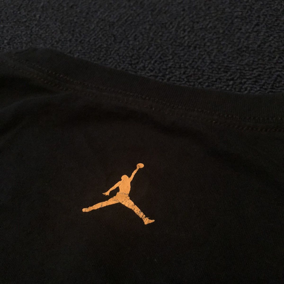 Jordan Brand Vintage Hare Jordan Looney Tunes Bugs Bunny Graphic Logo Tee Size US XL / EU 56 / 4 - 7 Thumbnail