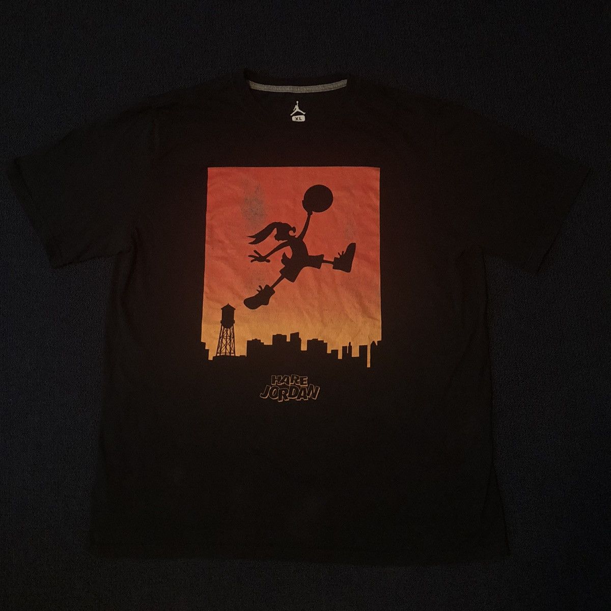 Jordan Brand Vintage Hare Jordan Looney Tunes Bugs Bunny Graphic Logo Tee Size US XL / EU 56 / 4 - 2 Thumbnail
