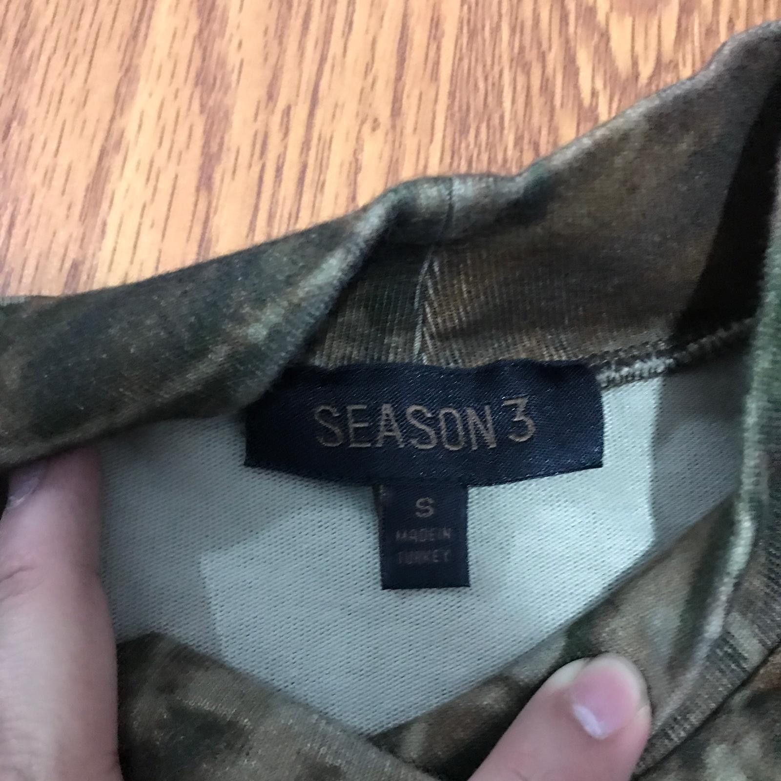 Yeezy dr11 yeezy season 3 long sleeve Size US S / EU 44-46 / 1 - 3 Thumbnail