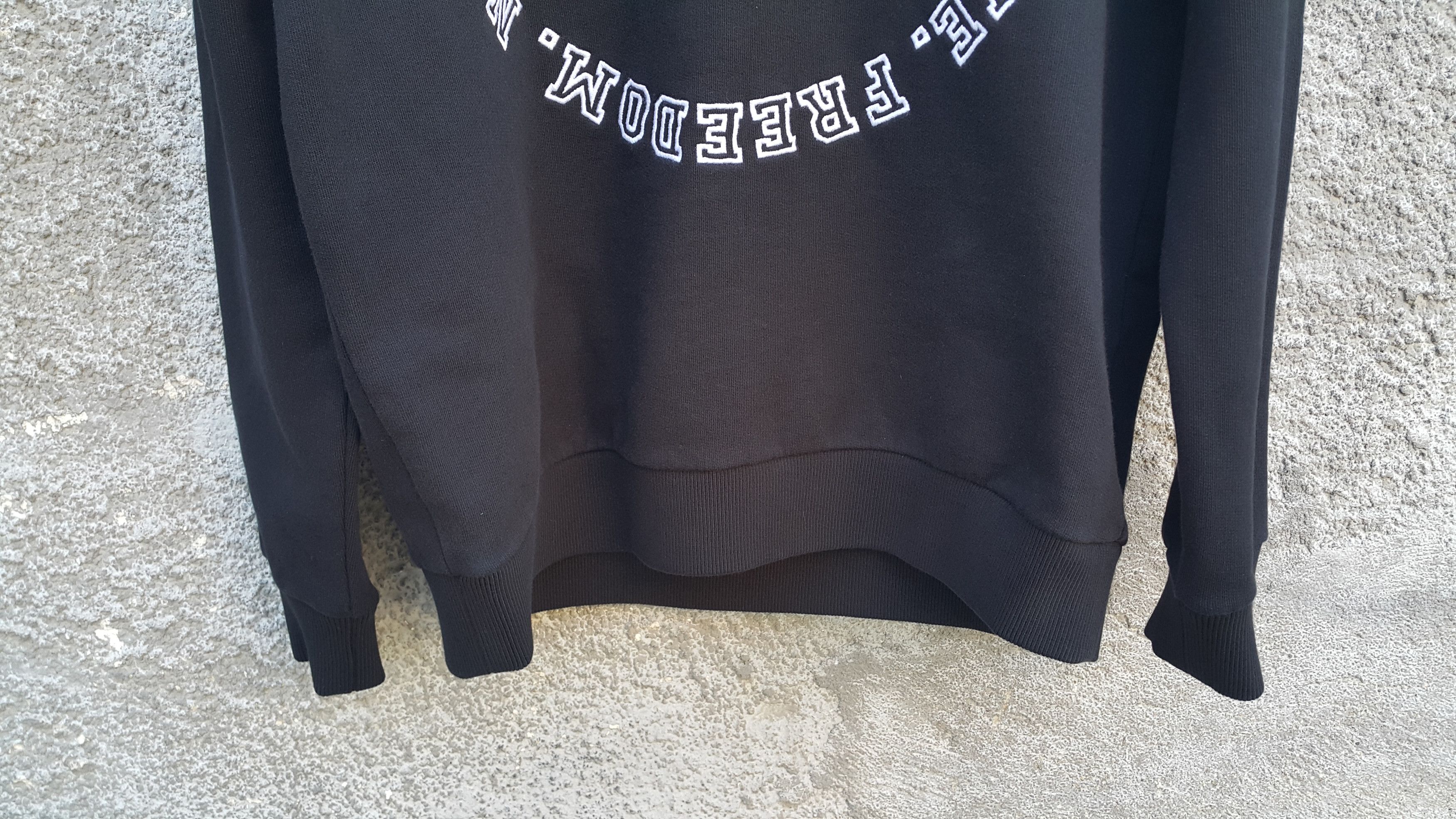 Givenchy Givenchy American Dream Love Rottweiler Shark Star Sweater Size US M / EU 48-50 / 2 - 7 Thumbnail