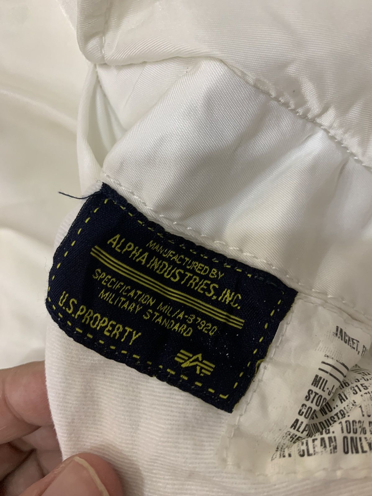 Alpha Industries SLIM FIT MA-1 REVERSIBLE BOMBER JACKET Size US M / EU 48-50 / 2 - 9 Thumbnail