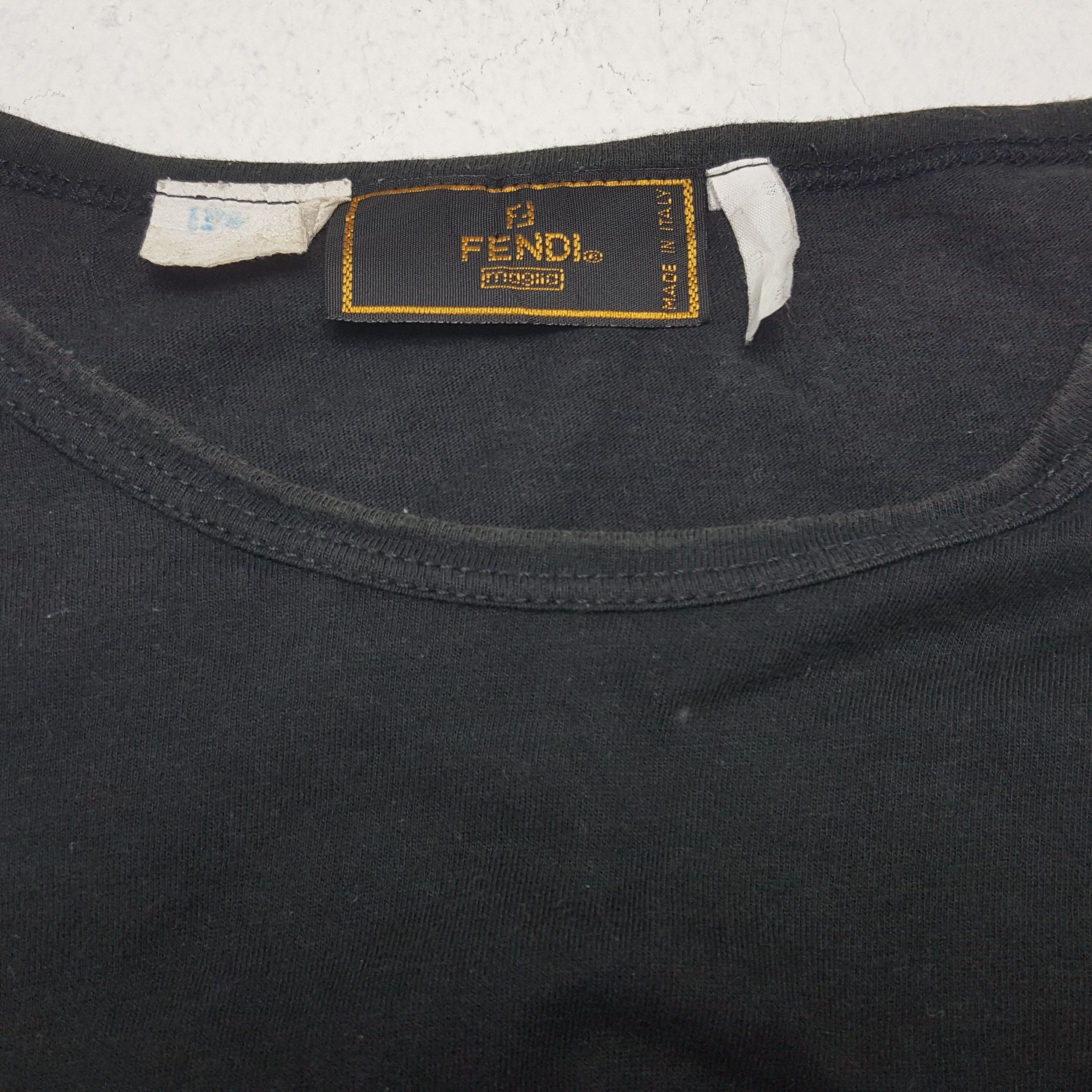 Fendi Vintage FENDI Spell Out Streetwear T-Shirt Made Italy Size US M / EU 48-50 / 2 - 6 Thumbnail