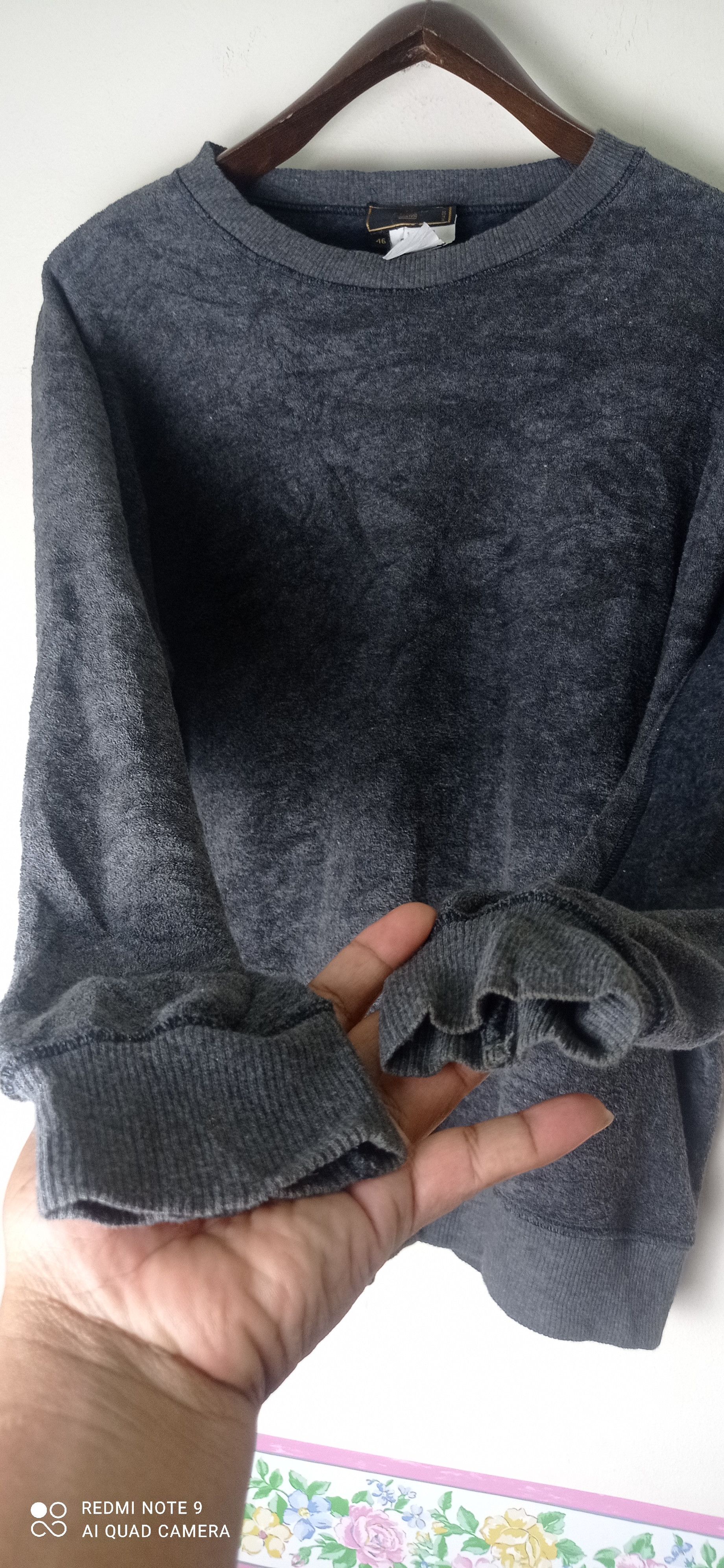 Fendi Vintage Fendi Fleece Sweatshirt Made In Italy Size US XL / EU 56 / 4 - 6 Thumbnail