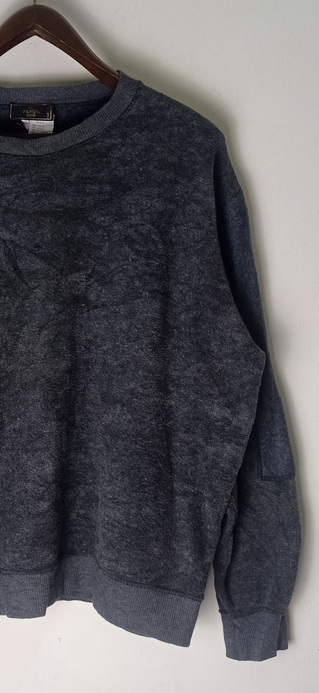 Fendi Vintage Fendi Fleece Sweatshirt Made In Italy Size US XL / EU 56 / 4 - 5 Thumbnail