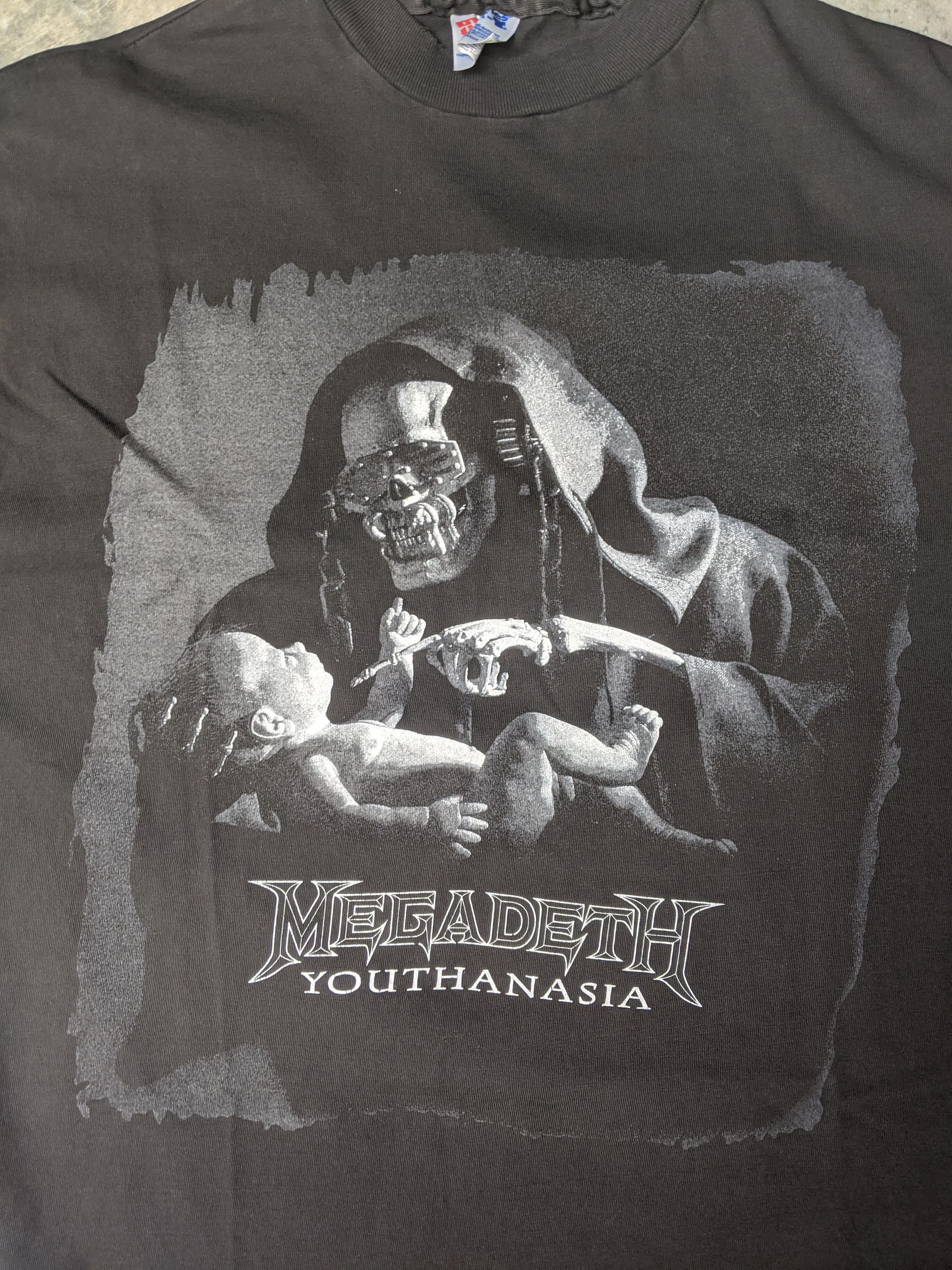 Band Tees Vintage Megadeth Youthanasia Single Stitch Band T Shirt Size US XL / EU 56 / 4 - 2 Thumbnail