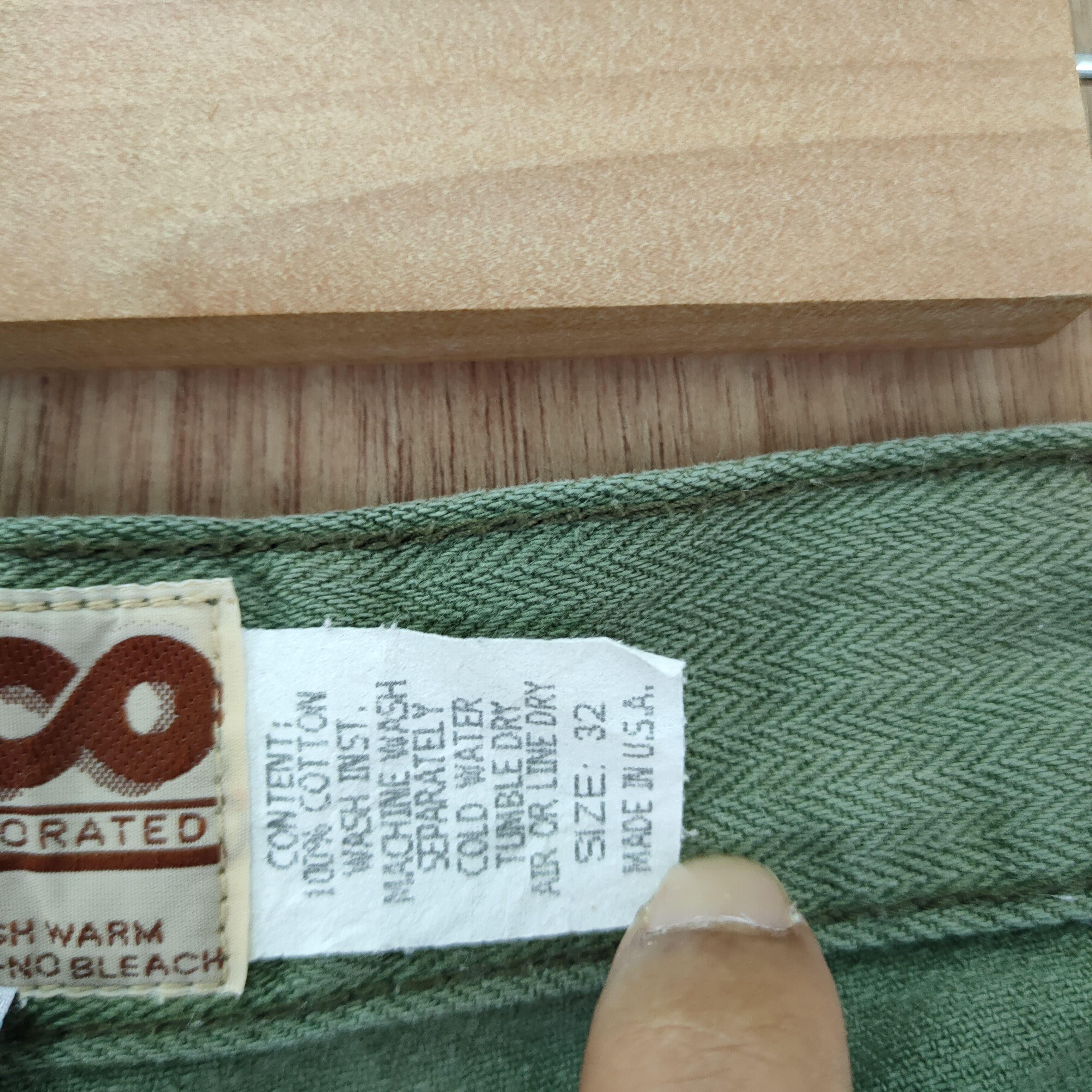 Vintage VINTAGE CAMCO FADED GREEN TROUSERS CHINO PANTS Size US 32 / EU 48 - 6 Thumbnail