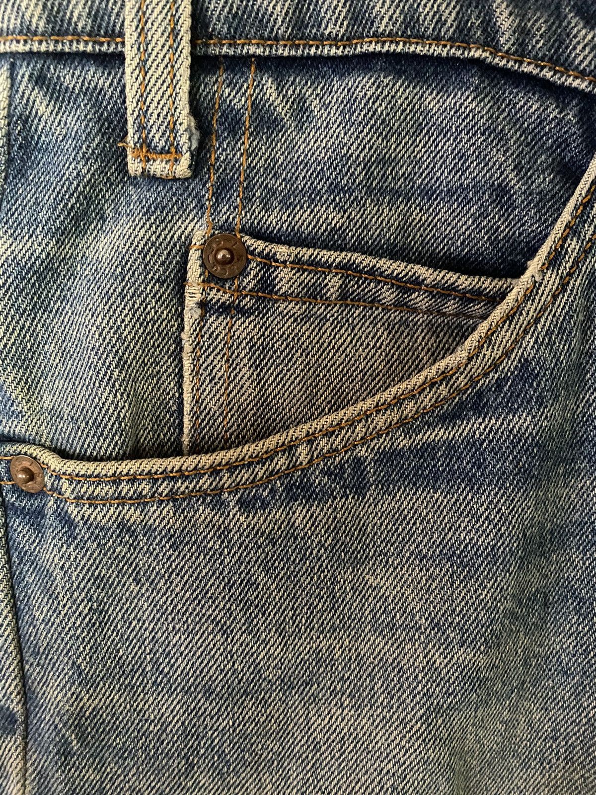 Levi's × Vintage Vintage Levi’s 513 Distressed Orange Tab Size US 34 / EU 50 - 4 Thumbnail