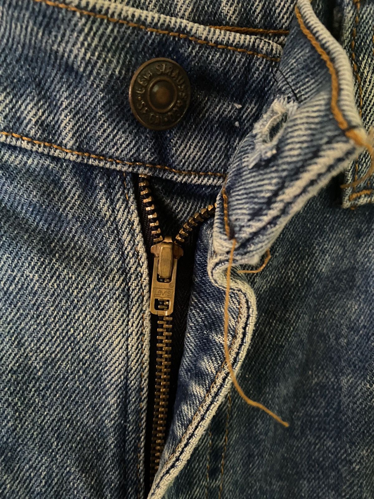 Levi's × Vintage Vintage Levi’s 513 Distressed Orange Tab Size US 34 / EU 50 - 6 Thumbnail