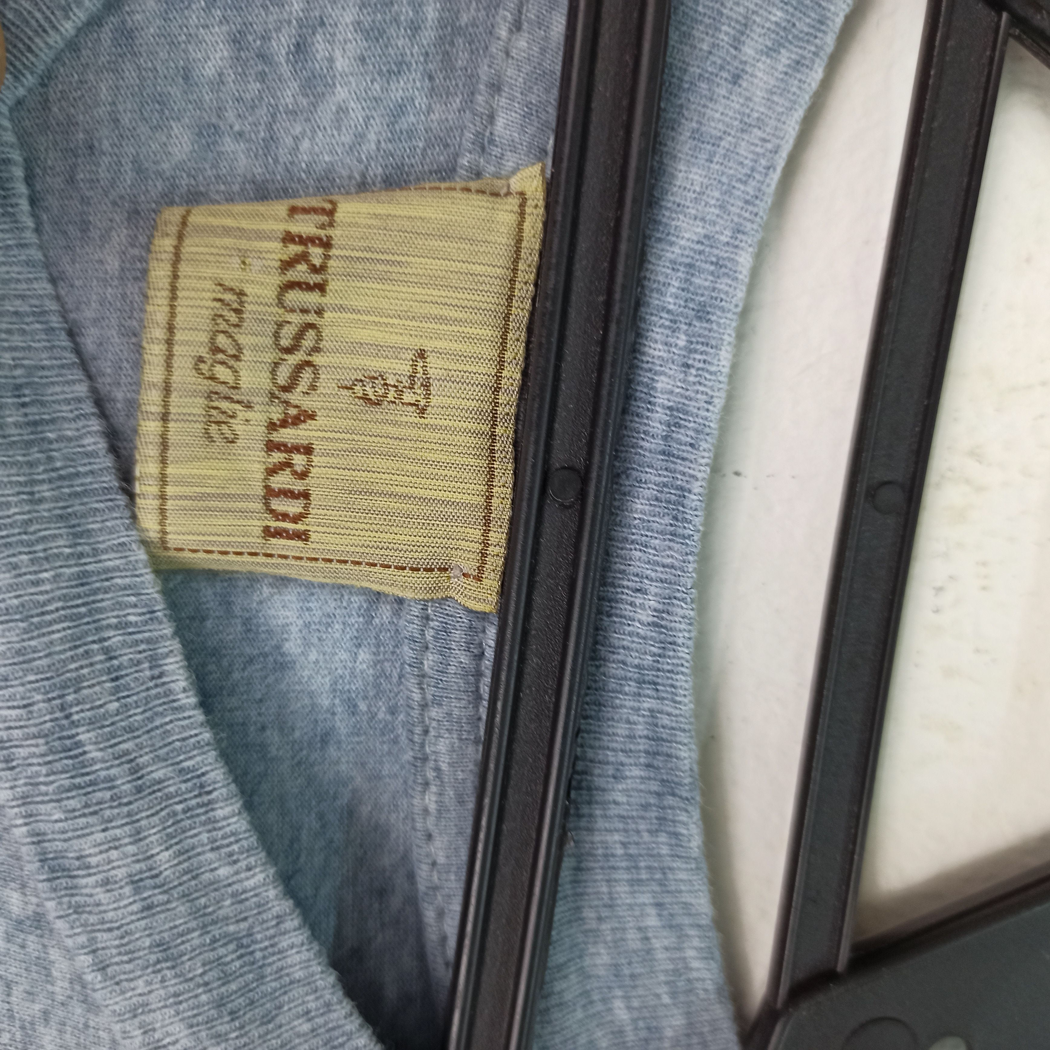 Trussardi Vintage Trussardi Italy Tshirt Big Logo Size US L / EU 52-54 / 3 - 5 Thumbnail