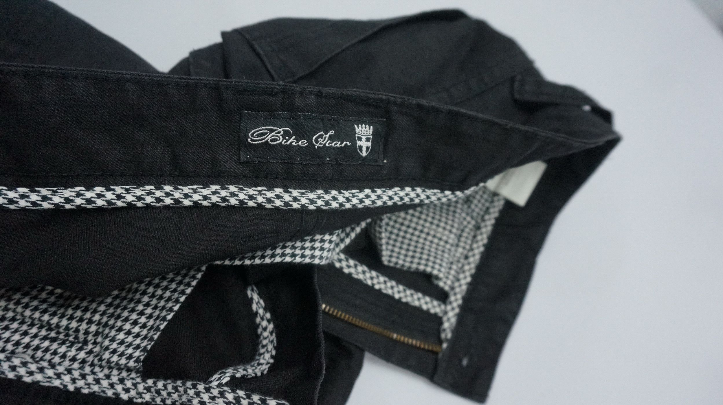 Japanese Brand BIKE STAR Japan Worn Skinny Low rise Shirring Pants Size US 30 / EU 46 - 3 Thumbnail