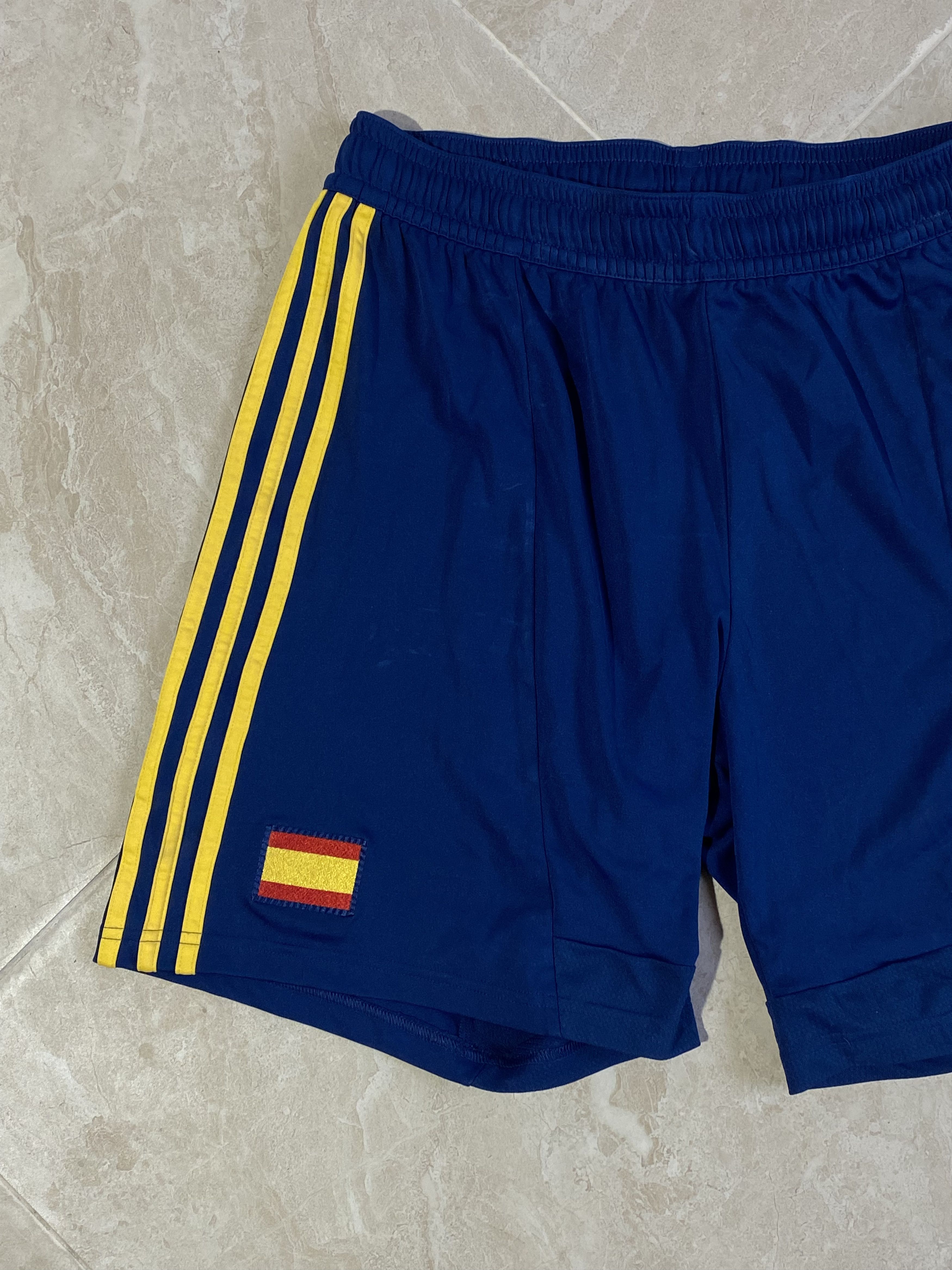 Adidas 🔥 Vintage ADIDAS CLIMACOOL SPAIN SHORTS Y2K FOOTBALL VIBES Size US 34 / EU 50 - 3 Thumbnail
