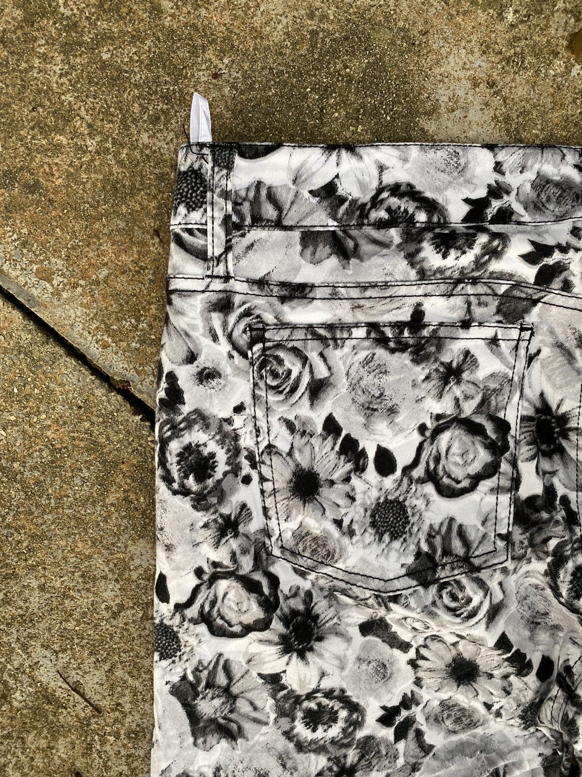 Japanese Brand × Seditionaries ⚡️Steals⚡️ DIG DEEP Floral Spandex Pants Size US 34 / EU 50 - 7 Thumbnail