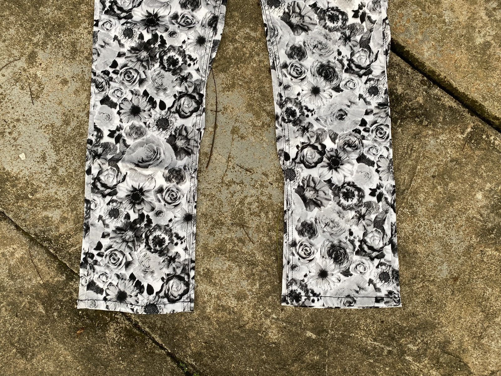 Japanese Brand × Seditionaries ⚡️Steals⚡️ DIG DEEP Floral Spandex Pants Size US 34 / EU 50 - 9 Thumbnail
