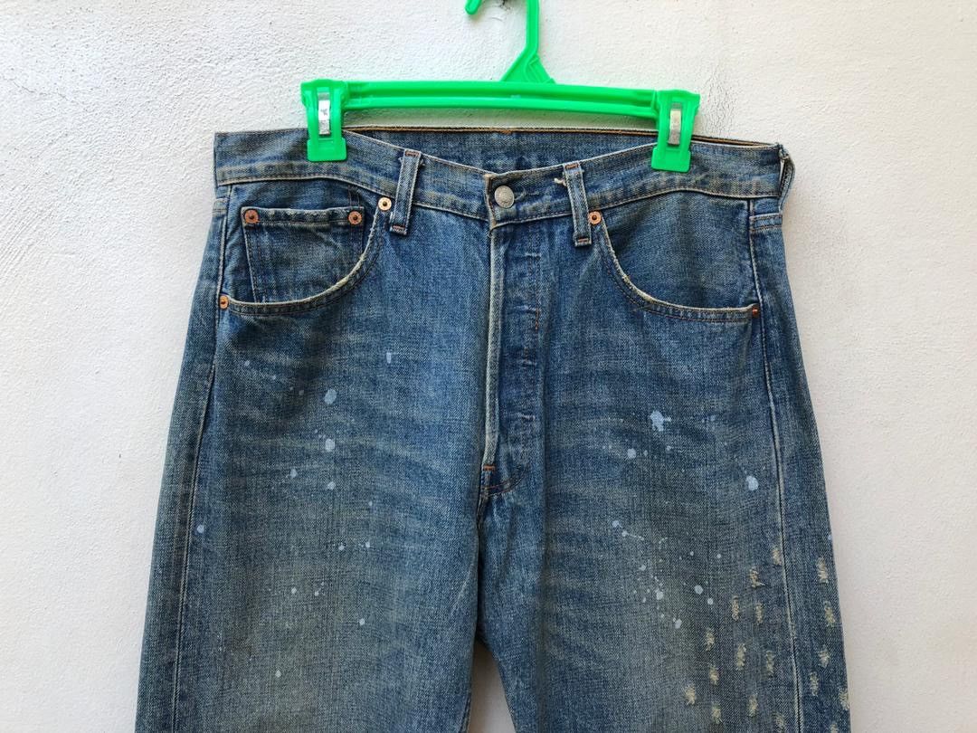 Levi's × Vintage Vintage 2002 Levi’s 501 Distressed Painter Denim Jeans Size US 32 / EU 48 - 2 Thumbnail