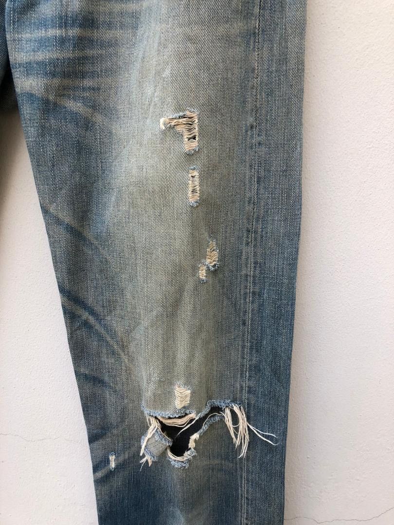 Japanese Brand × Levi's Vintage Clothing × Vintage VTG 2005 LVC Japan Levi’s 501 E Selvedge Denim Trashed Jeans Size US 31 - 8 Thumbnail