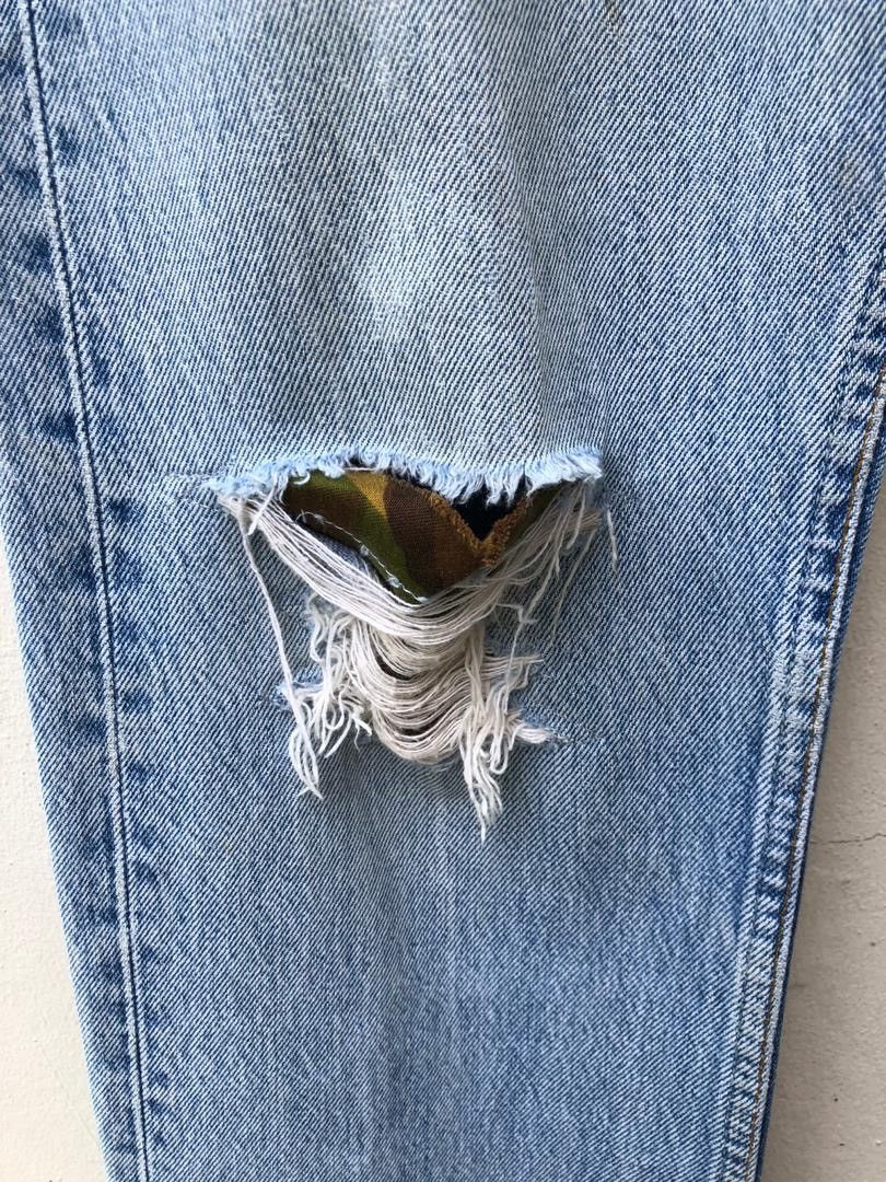 Levi's × Vintage Vintage 90s Levi’s 501 Rips Patchwork Released Hem Denim Size US 30 / EU 46 - 6 Thumbnail