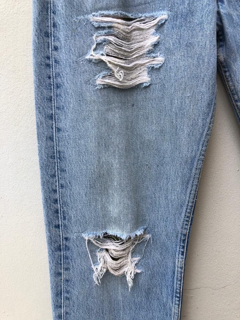 Levi's × Vintage Vintage 90s Levi’s 501 Rips Patchwork Released Hem Denim Size US 30 / EU 46 - 5 Thumbnail