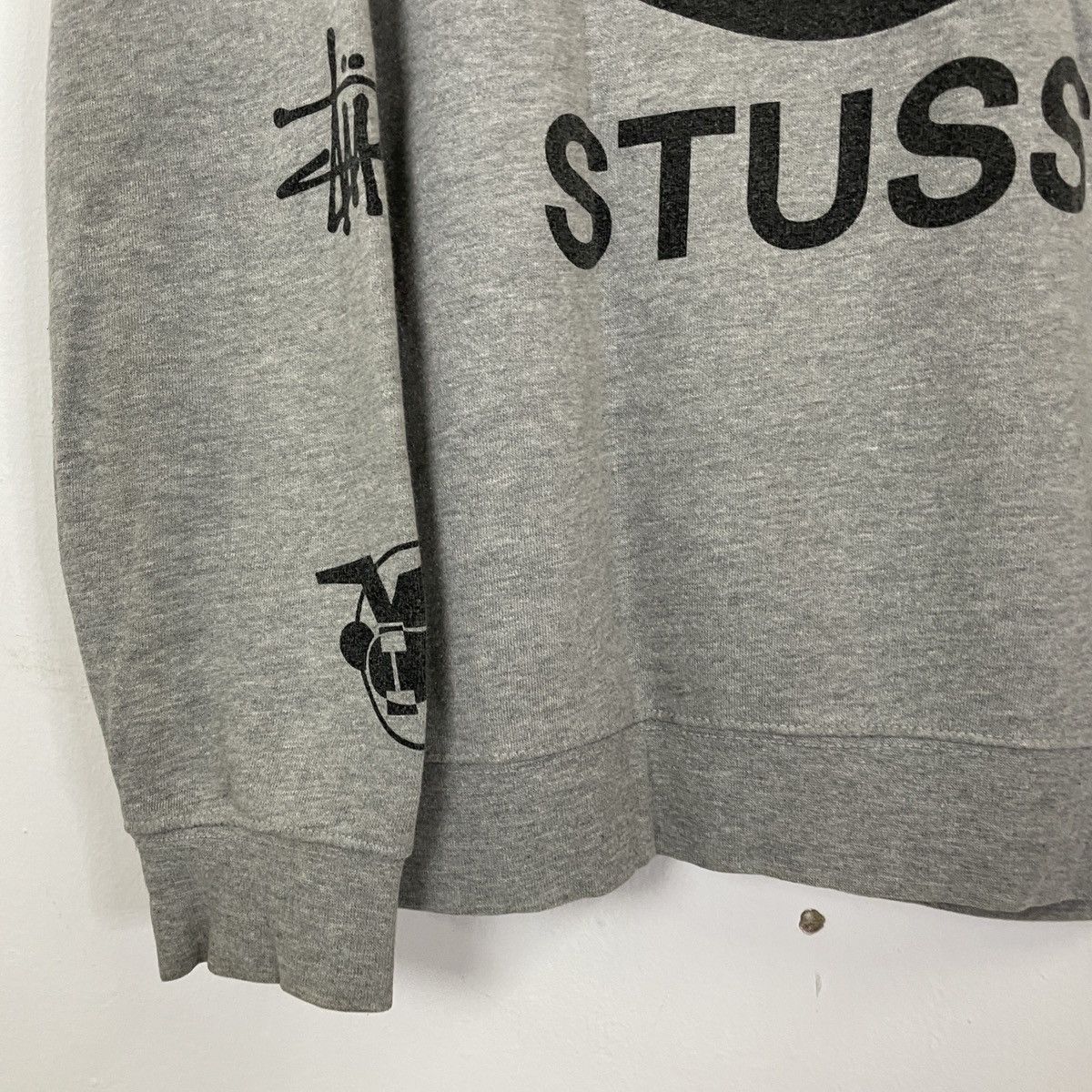 Stussy Vintage Stussy Big Logo Fullprint Sweatshirt Size US L / EU 52-54 / 3 - 11 Thumbnail