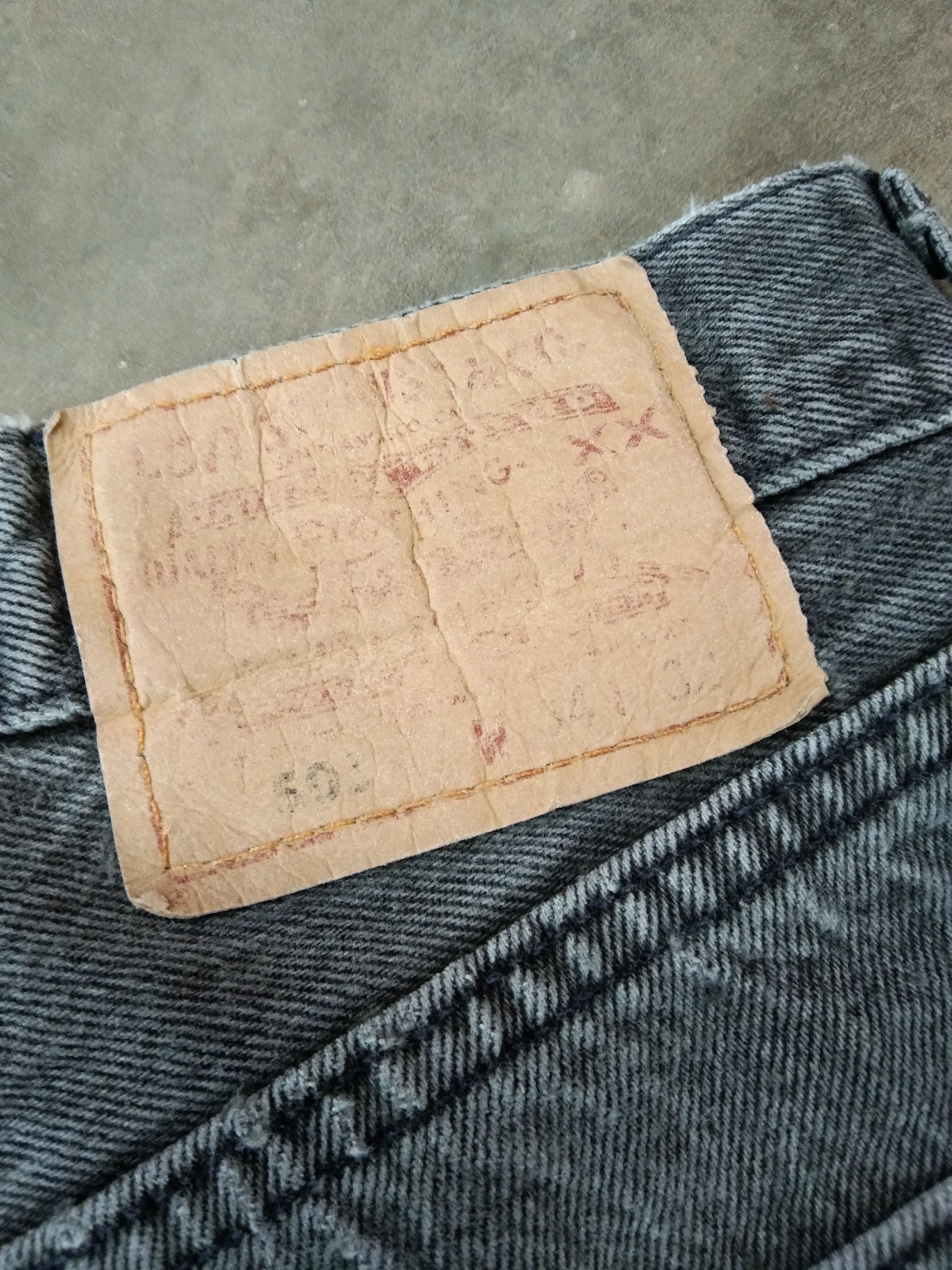 Levi's × Vintage 90s Vintage Levis 501 Black Made In USA Distressed Jeans Size US 33 - 4 Thumbnail